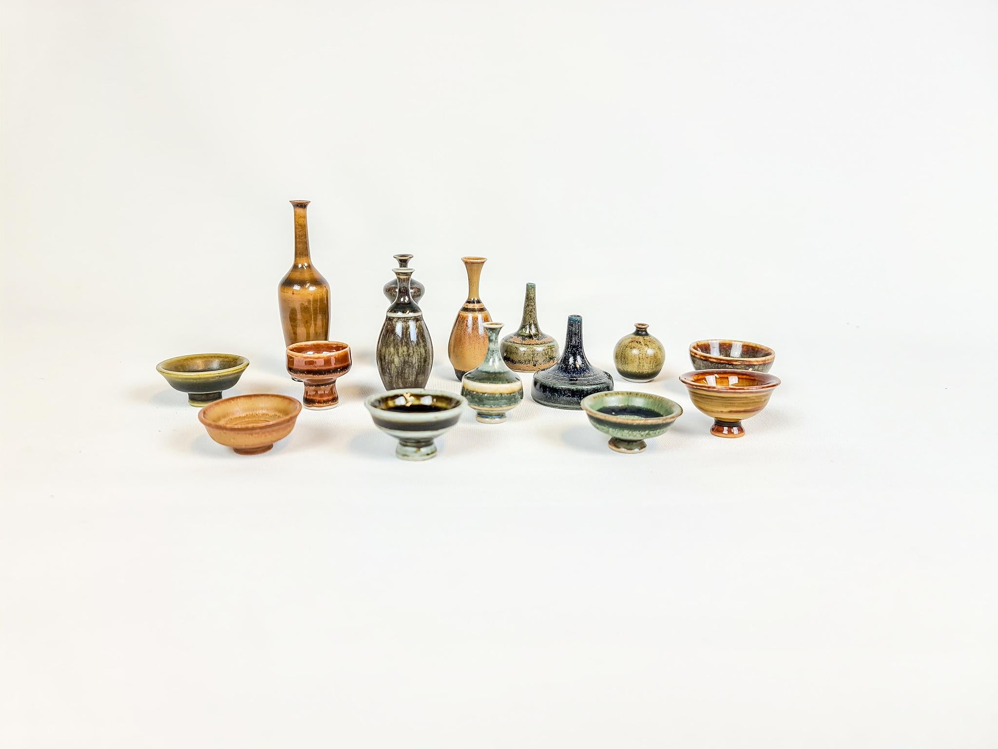 Mid-Century Modern Collection de pièces de céramique miniatures de Höganäs, Suède en vente
