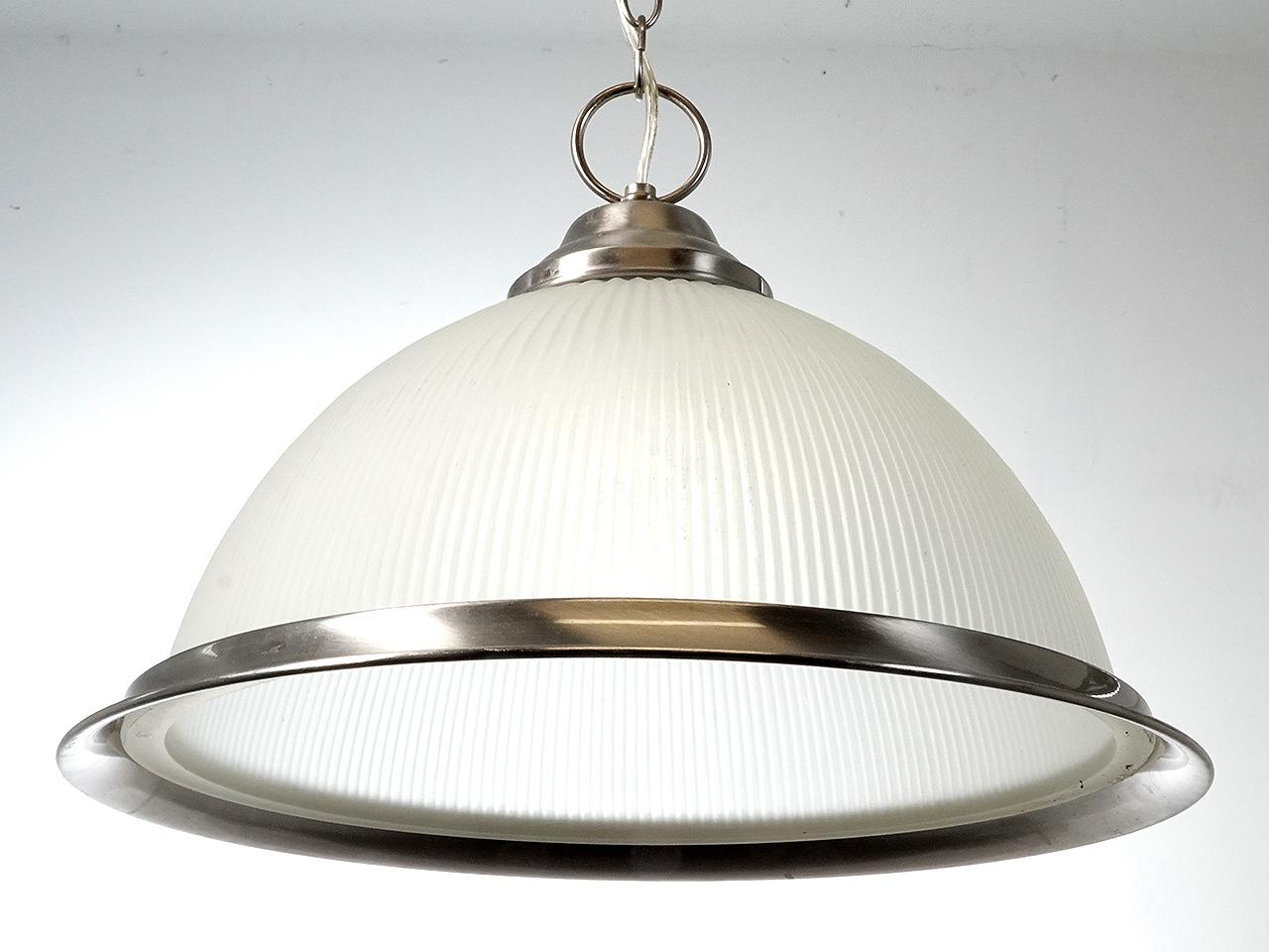 Collection'S di pendenti a cupola prismatici in nichel e vetro smerigliato In condizioni buone in vendita a Peekskill, NY