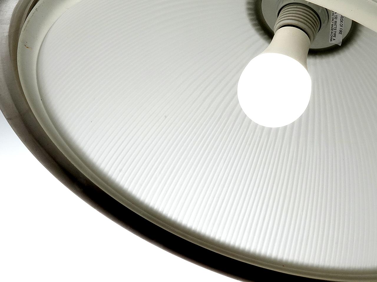 XX secolo Collection'S di pendenti a cupola prismatici in nichel e vetro smerigliato in vendita