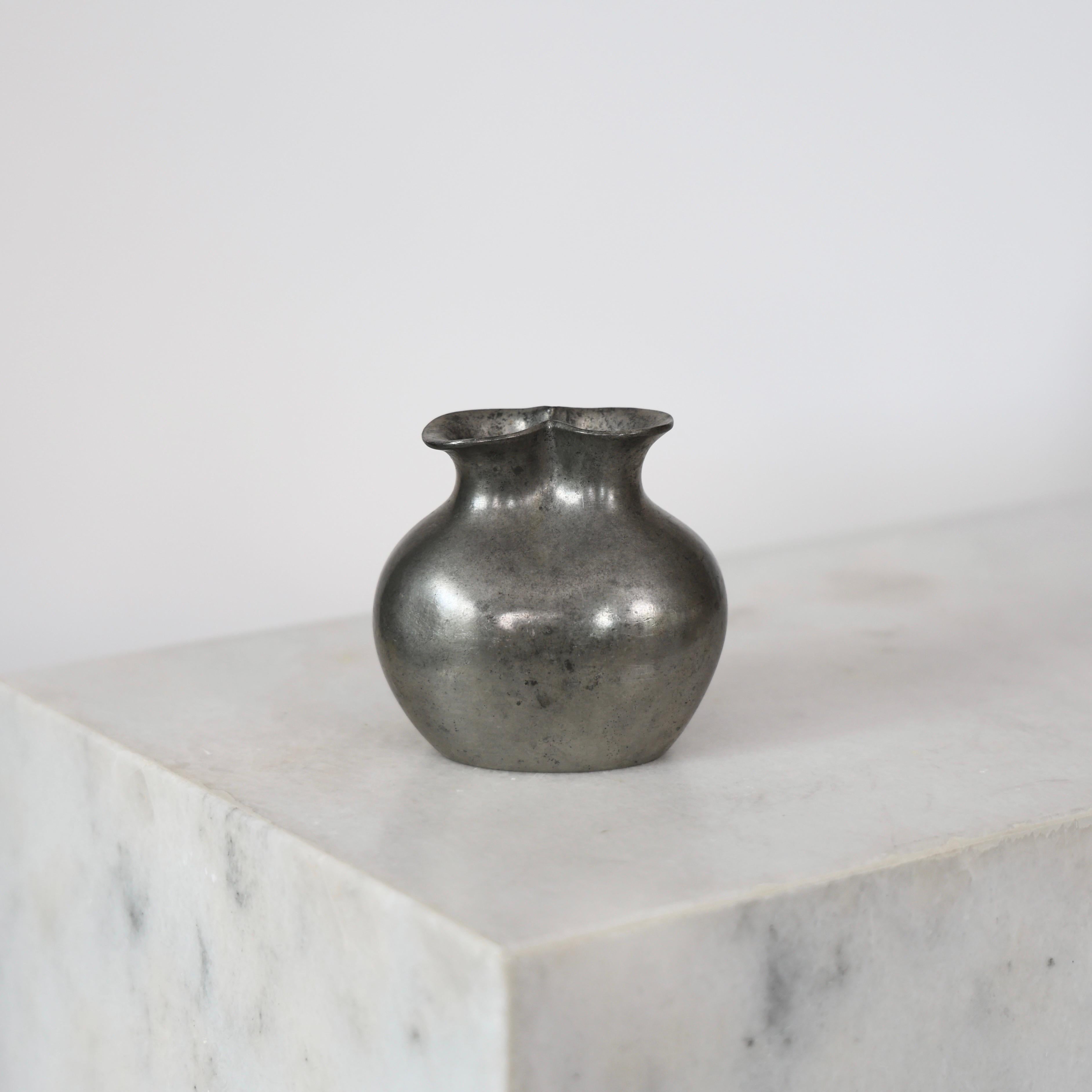 Collezione di vasi in peltro di Just Andersen, anni '20 - '40, Danimarca in vendita 2