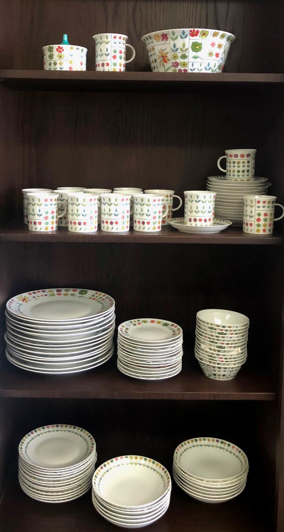 Mid-Century Modern Collection of Piemonte Dinnerware by Emilio Pucci for Rosenthal Studio Line
