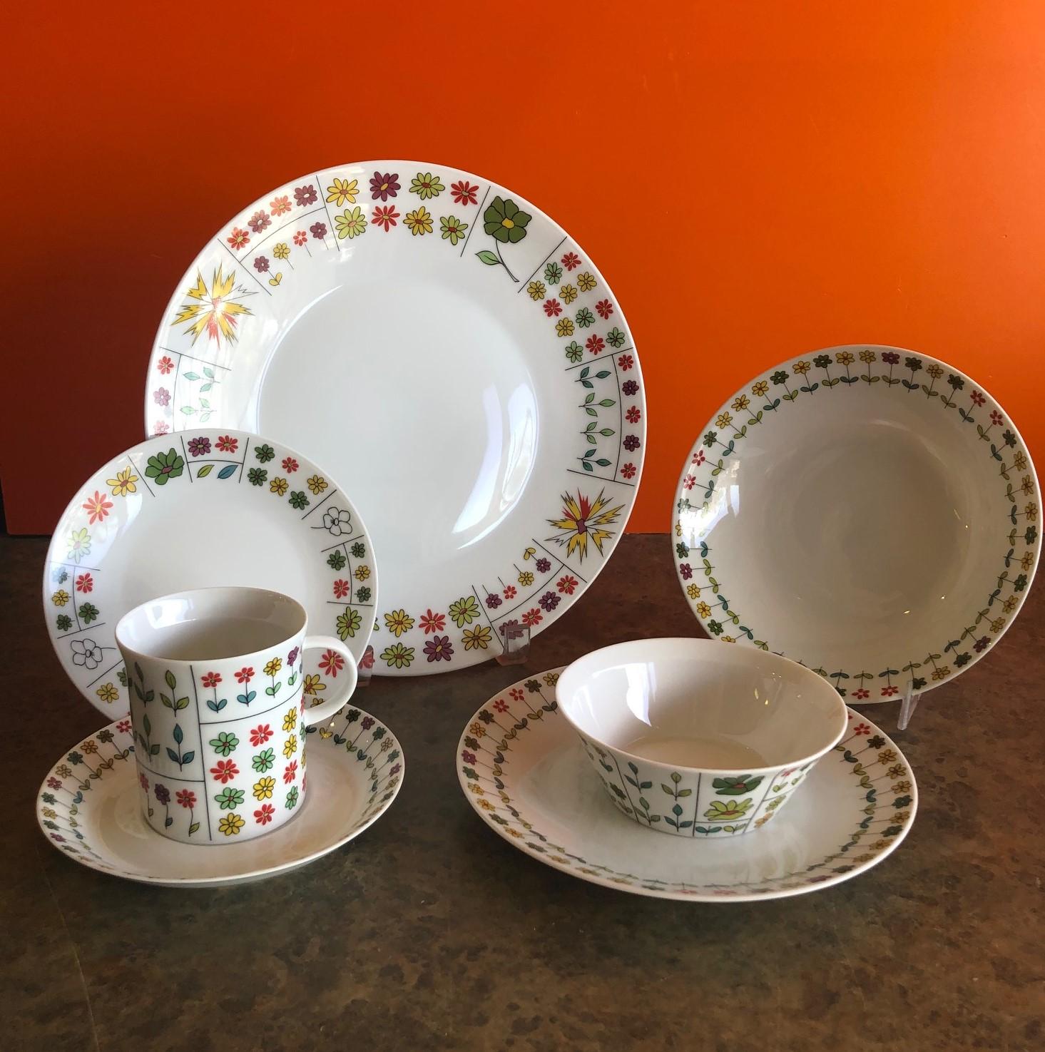 Collection of Piemonte Dinnerware by Emilio Pucci for Rosenthal Studio Line 1
