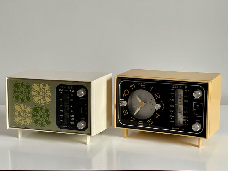 Metal Collection of Retro Radios by Zenith For Sale