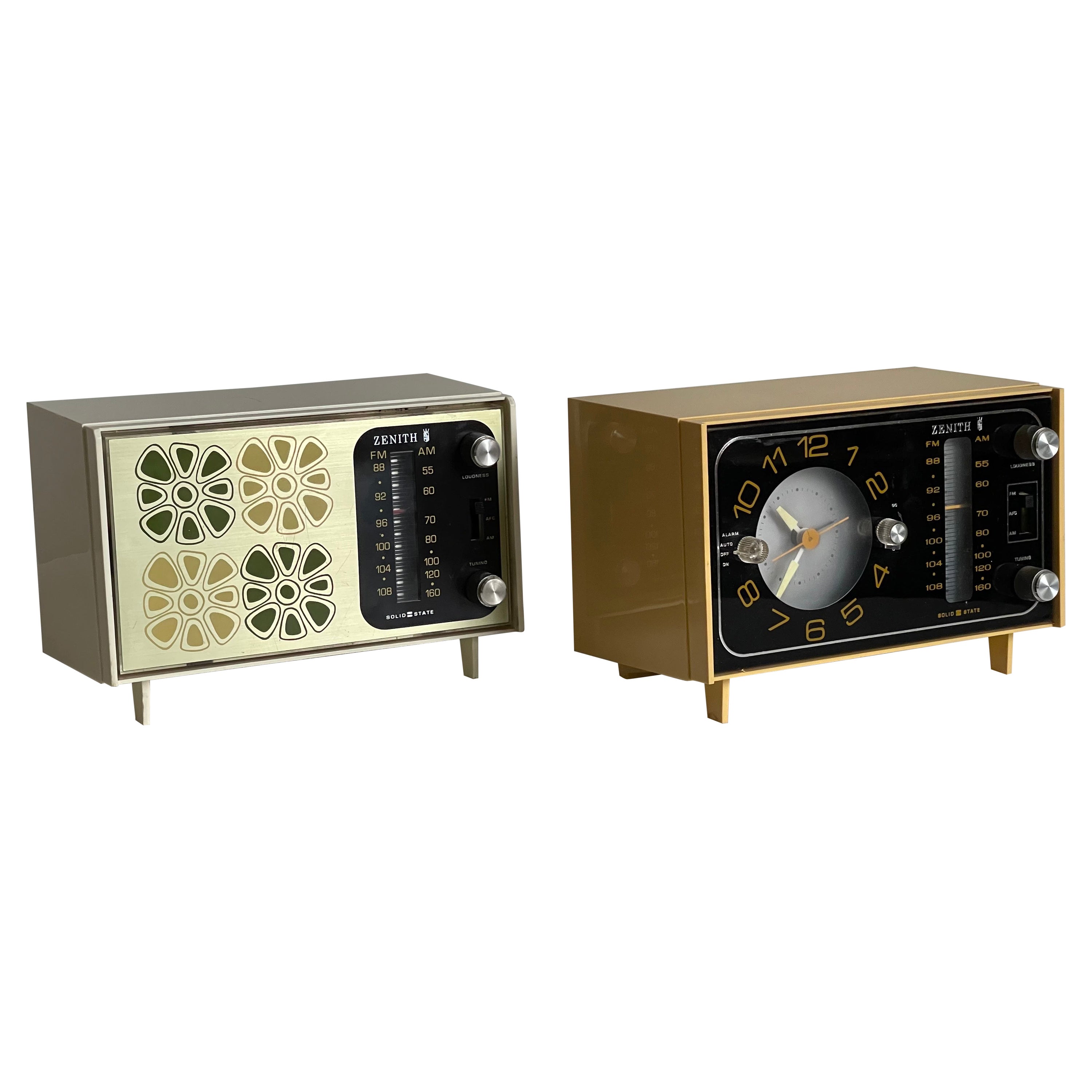 Collection of Retro Radios by Zenith For Sale