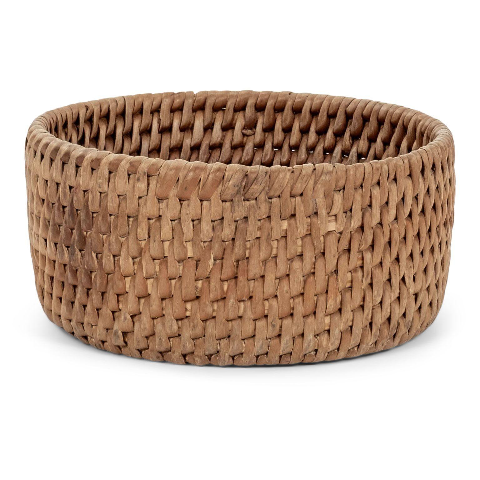 Hand-Woven Collection of Round Finely Woven-Birch Swedish Cheese Baskets For Sale