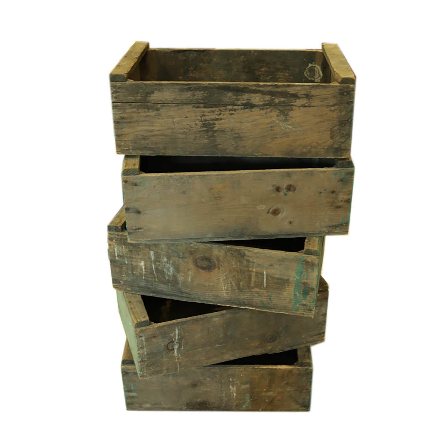 Collection of Rustic Green Wooden Boxes, circa 1940s In Excellent Condition In San Francisco, CA