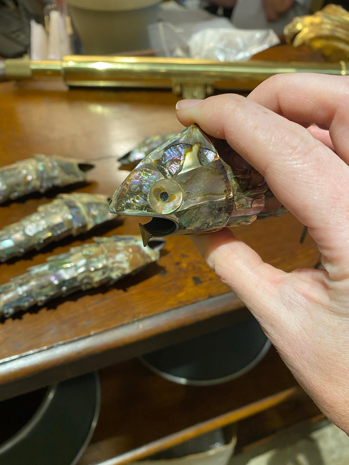Collection of Six 20th Century Mexican Abalone & Reticulated Fish For Sale 9
