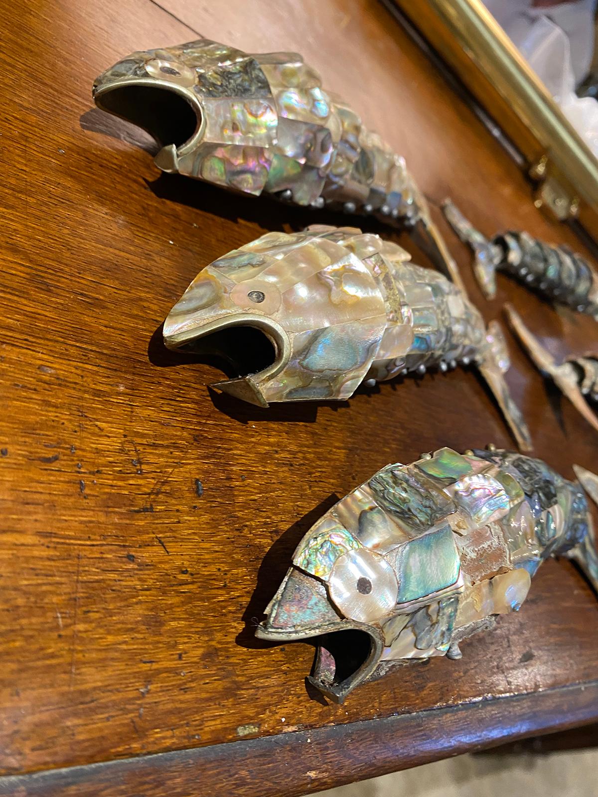 Collection of Six 20th Century Mexican Abalone & Reticulated Fish In Good Condition For Sale In Atlanta, GA