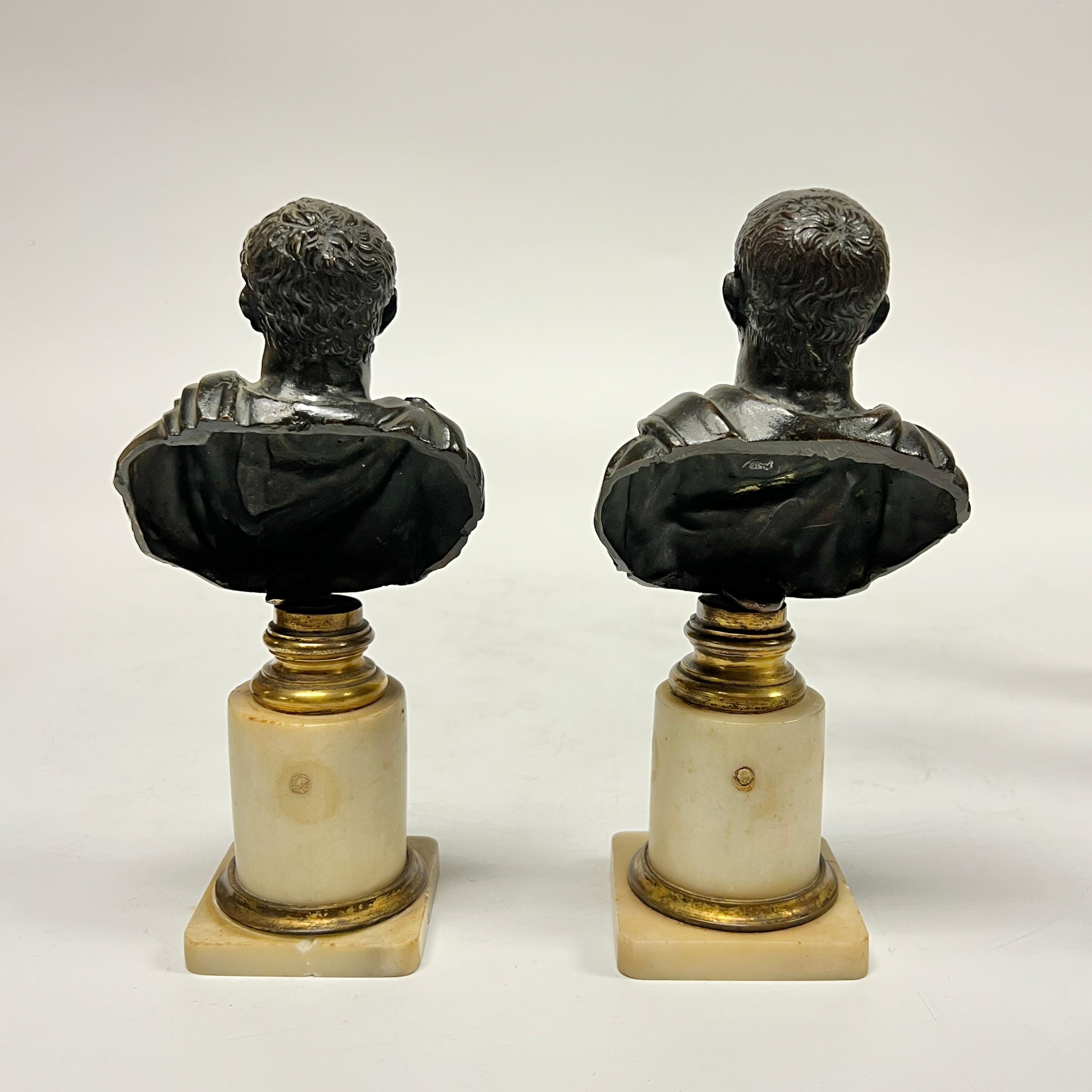 XIX secolo Collection'S di sei (6) busti di bronzo in marmo del Grand Tour di Imperatori Romani in vendita