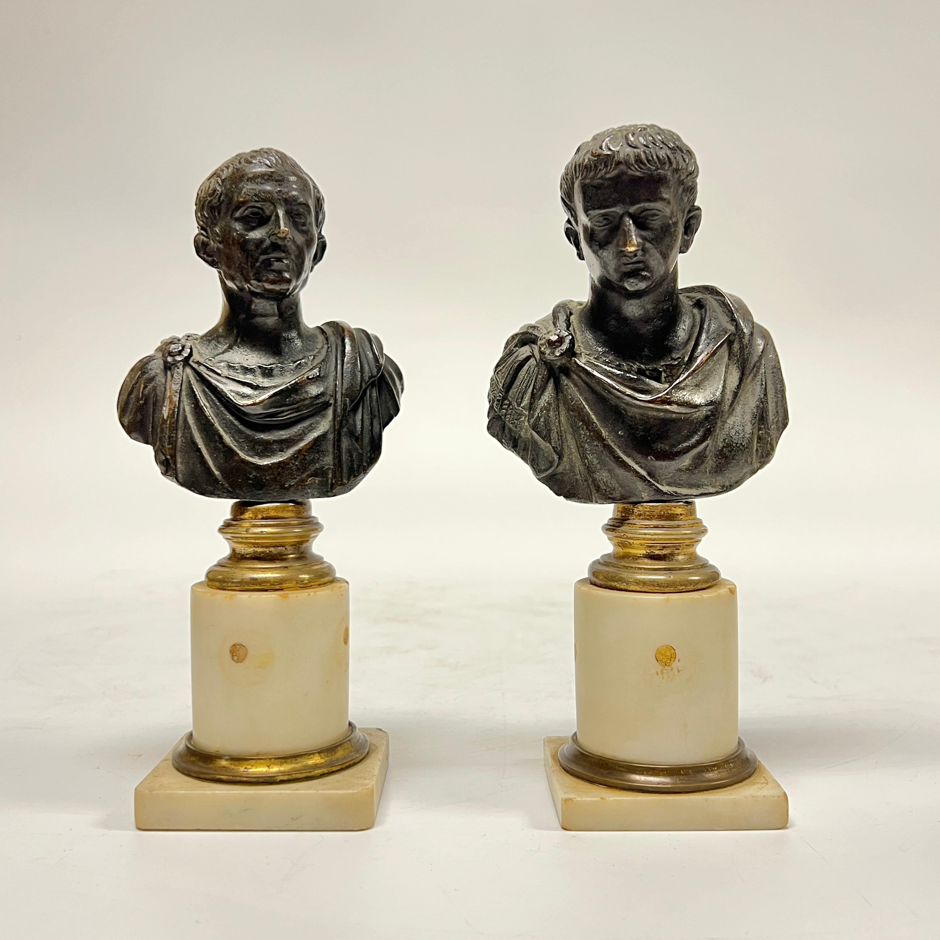 Collection'S di sei (6) busti di bronzo in marmo del Grand Tour di Imperatori Romani in vendita 2