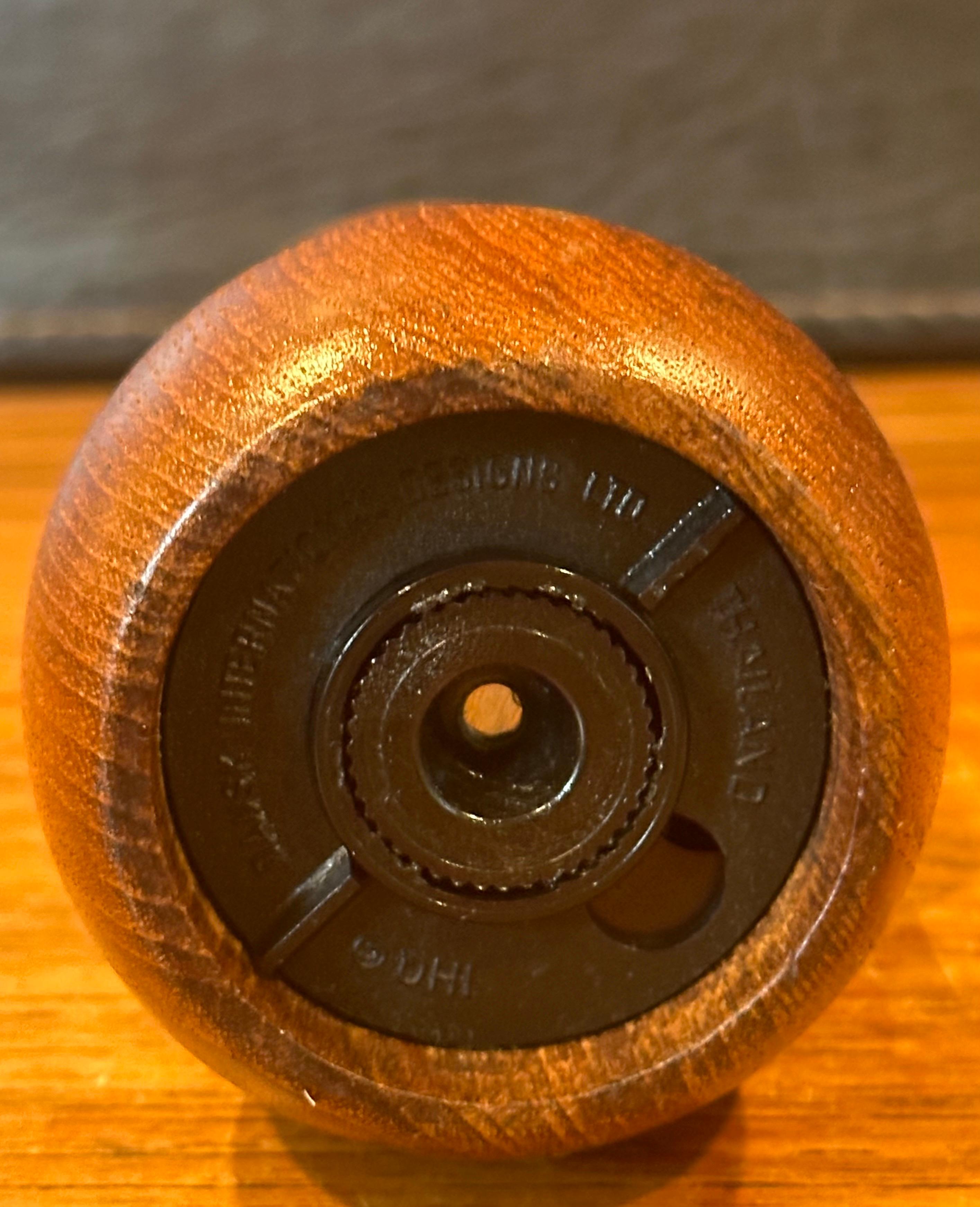 Collection of Six Danish Modern Teak Pepper Mills by Jens Quistgaard for Dansk For Sale 9