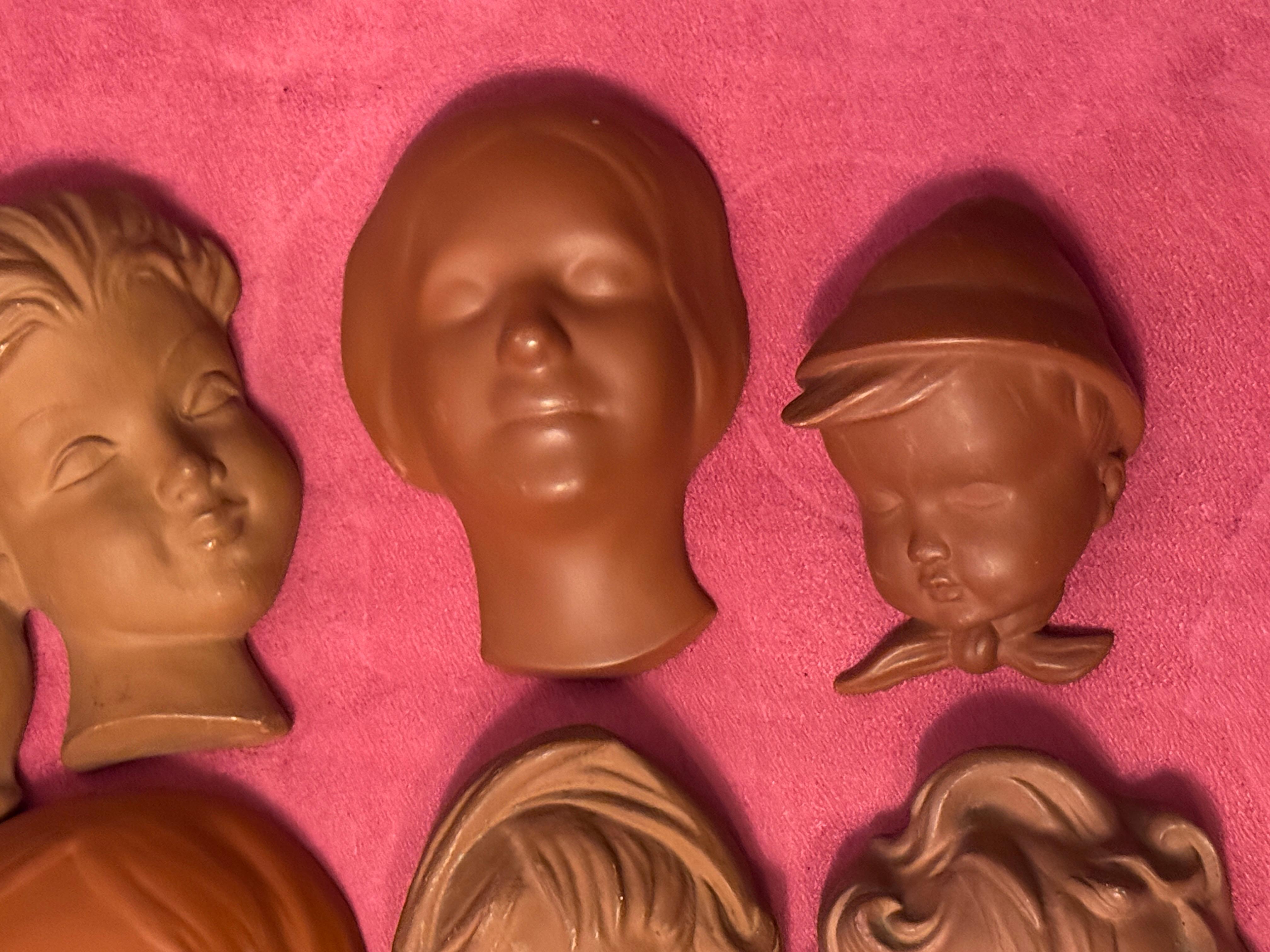 Collection'S di sei teste di busti di maschere da parete Vintage, Germania, Austria, anni '50 in vendita 10