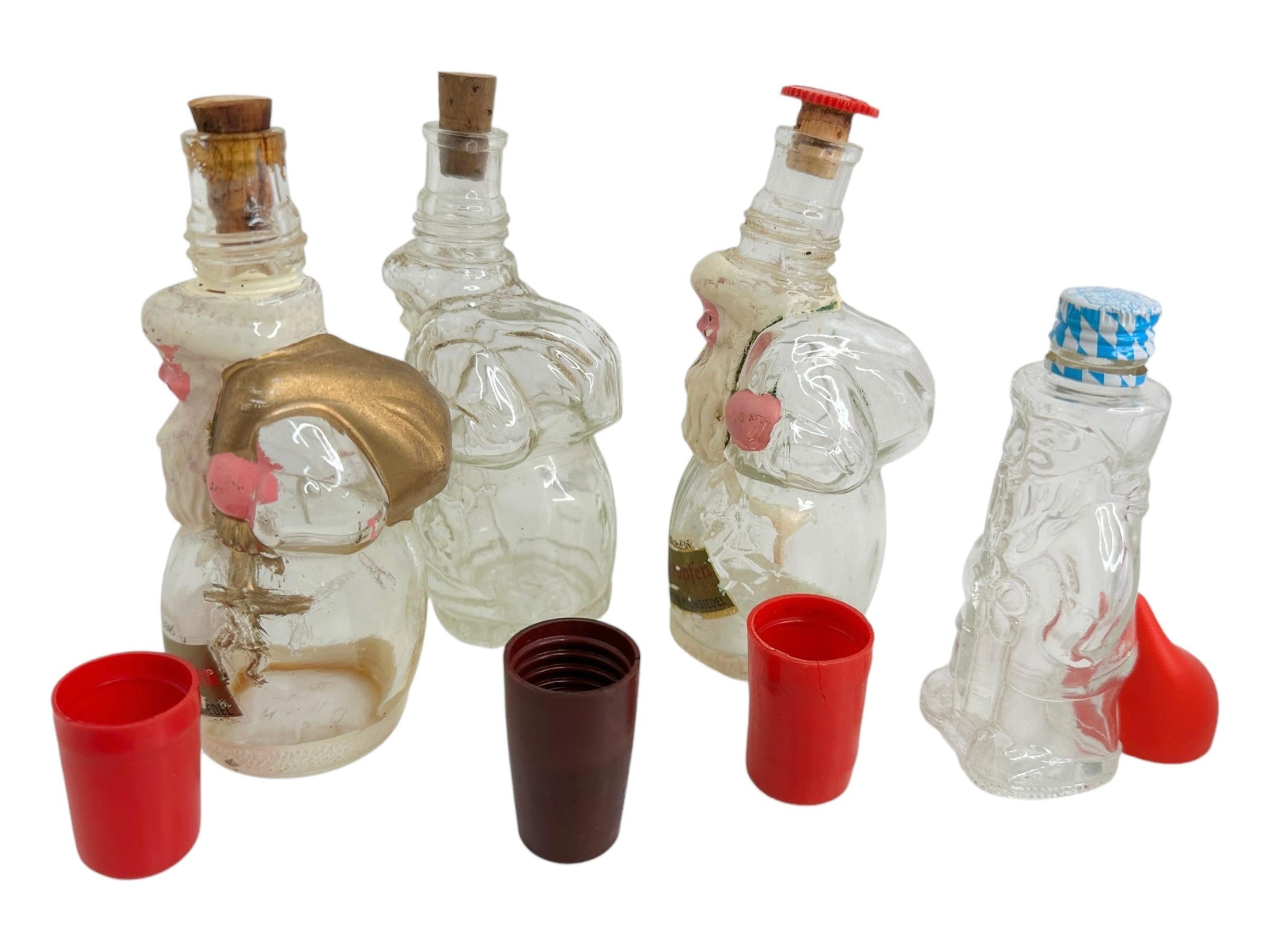 Colección de seis botellas navideñas de Papá Noel, vintage alemán años 30 o más en venta 1