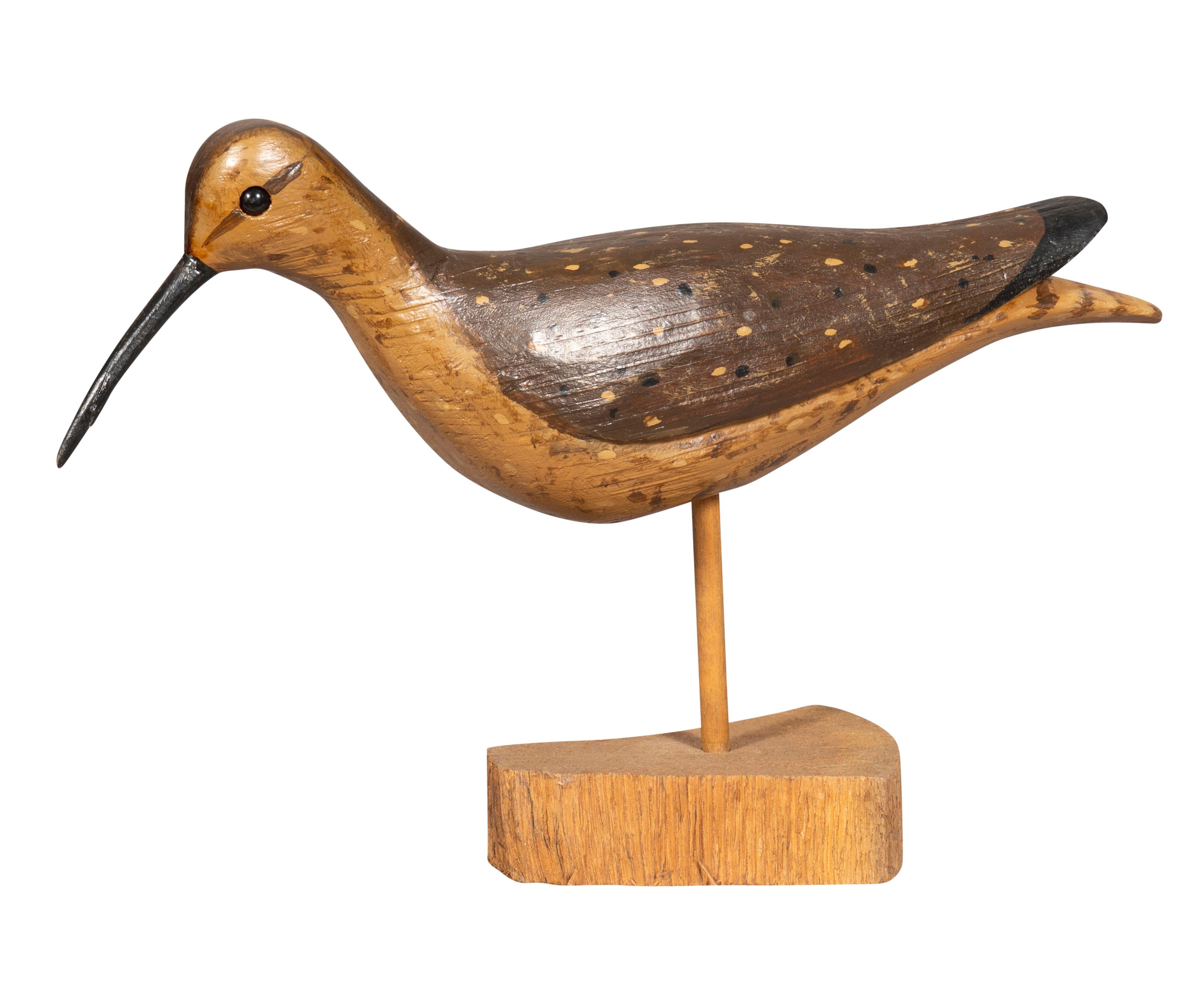 Kollektion von zehn geschnitzten Shore-Vogeln von William E Kirkpatrick (Holz)