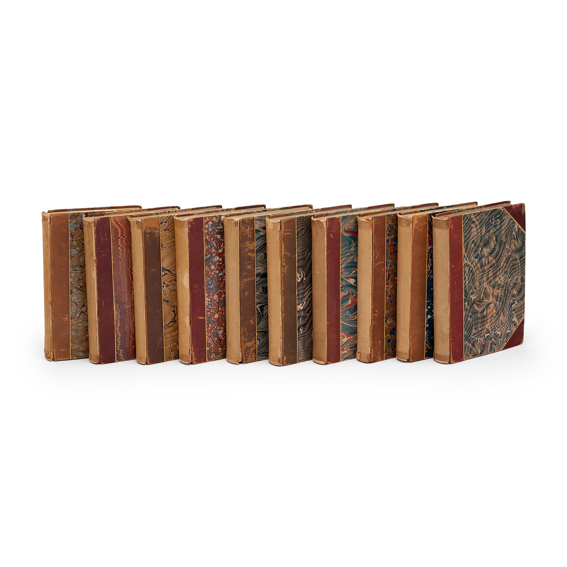 Sammlung von zehn marmorierten, gebundenen Büchern im Zustand „Gut“ im Angebot in Chicago, IL