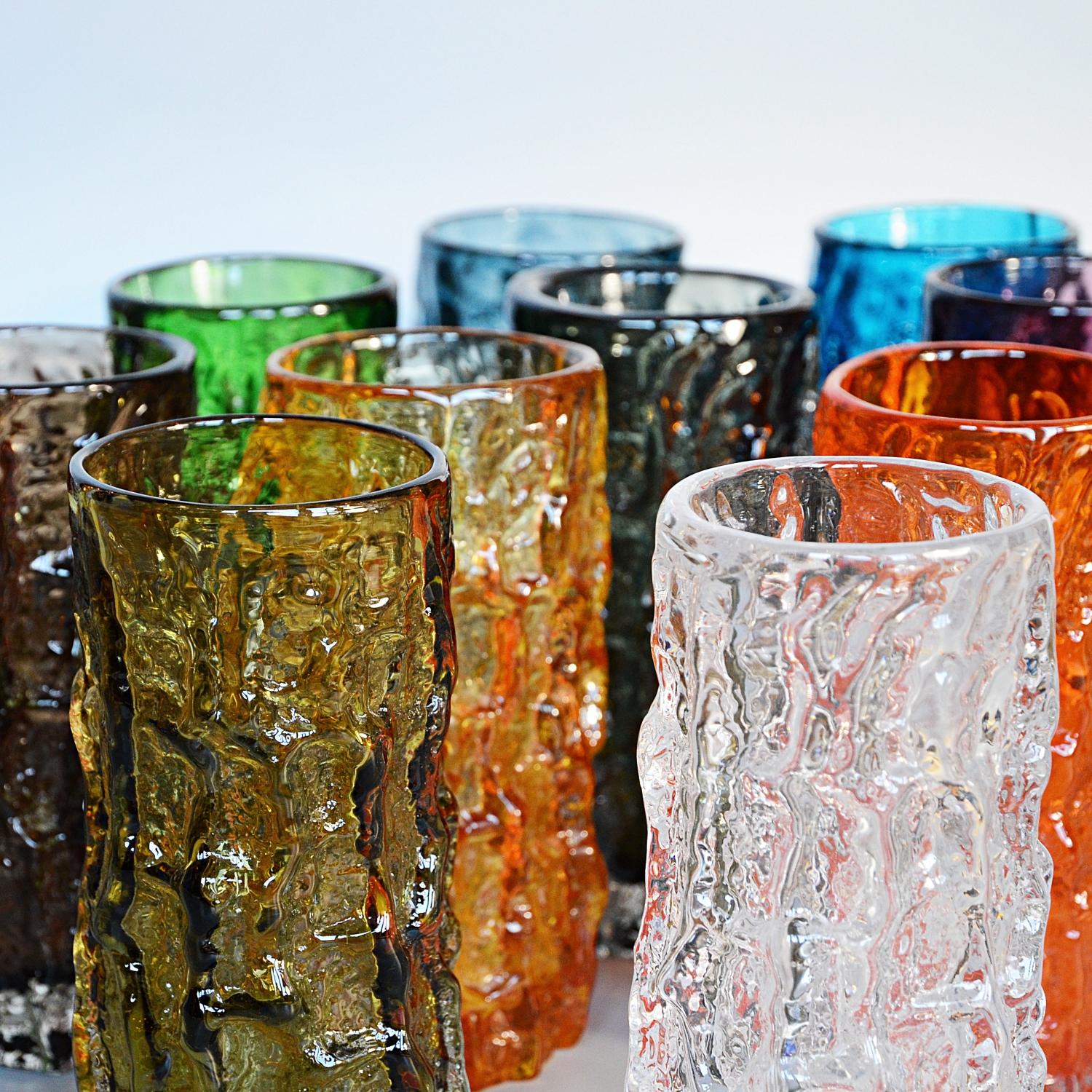 Twelve Textured Cylindrical Bark Vases by Geoffrey Baxter for Whitefriars In Excellent Condition In Forest Row, East Sussex