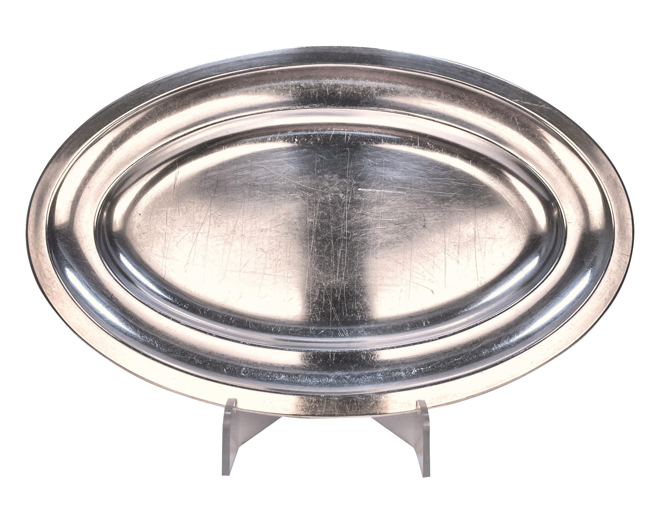 Collection Of Thirteen Silver Serving Platters (Mitte des 20. Jahrhunderts) im Angebot