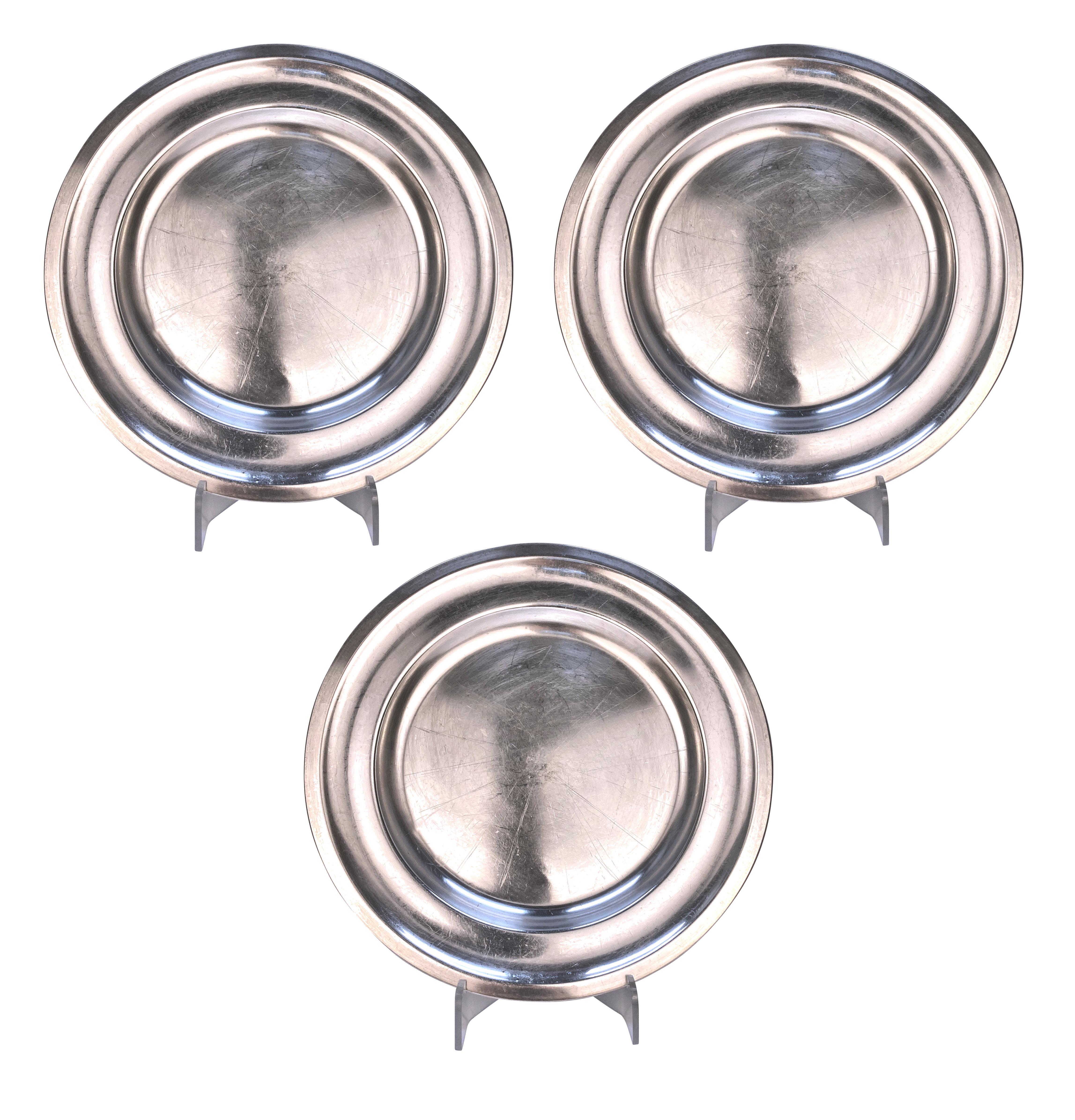 Collection Of Thirteen Silver Serving Platters im Angebot 1