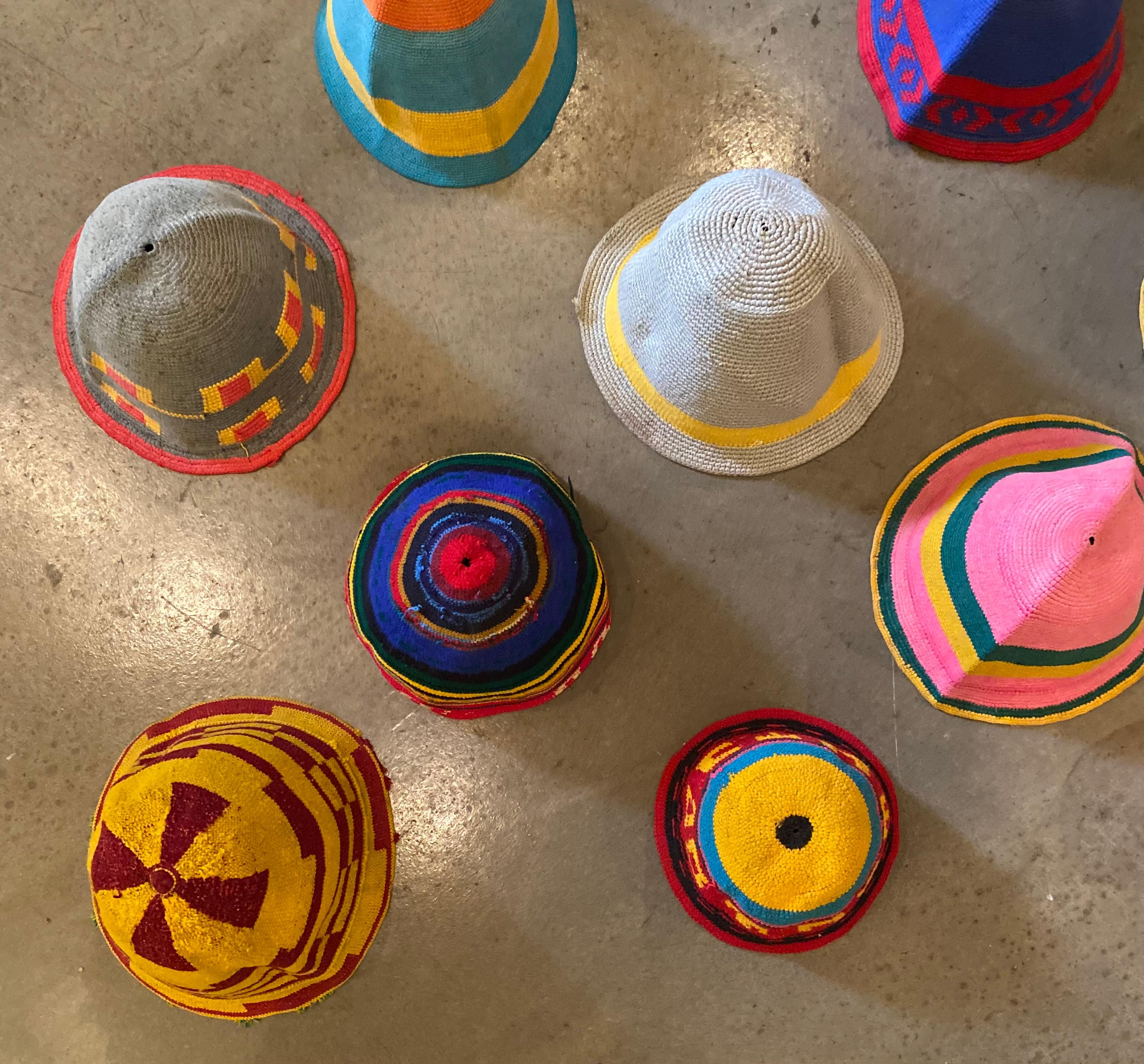 Tessuto Collectional di tredici cappelli Dorze tradizionali,  Etiopia in vendita