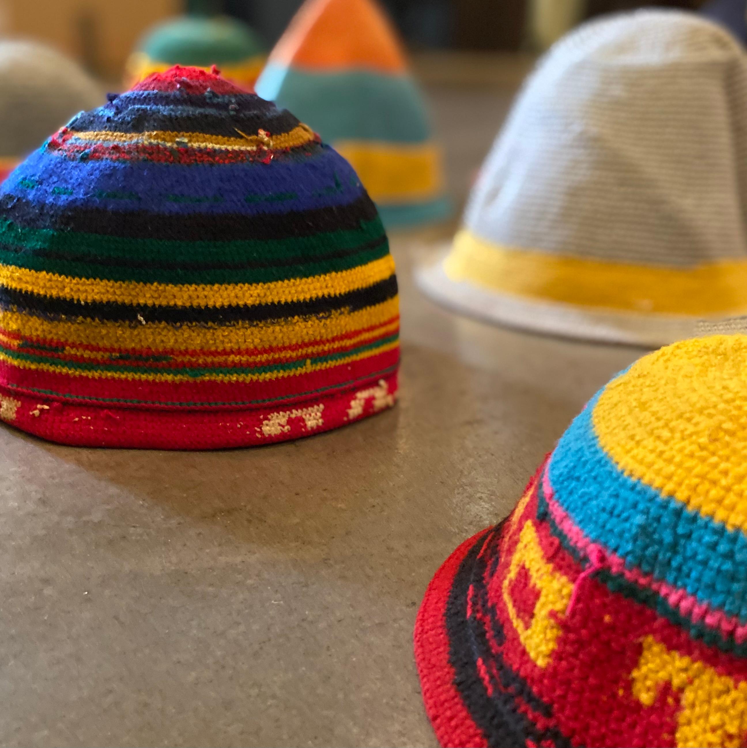 Cotone Collectional di tredici cappelli Dorze tradizionali,  Etiopia in vendita