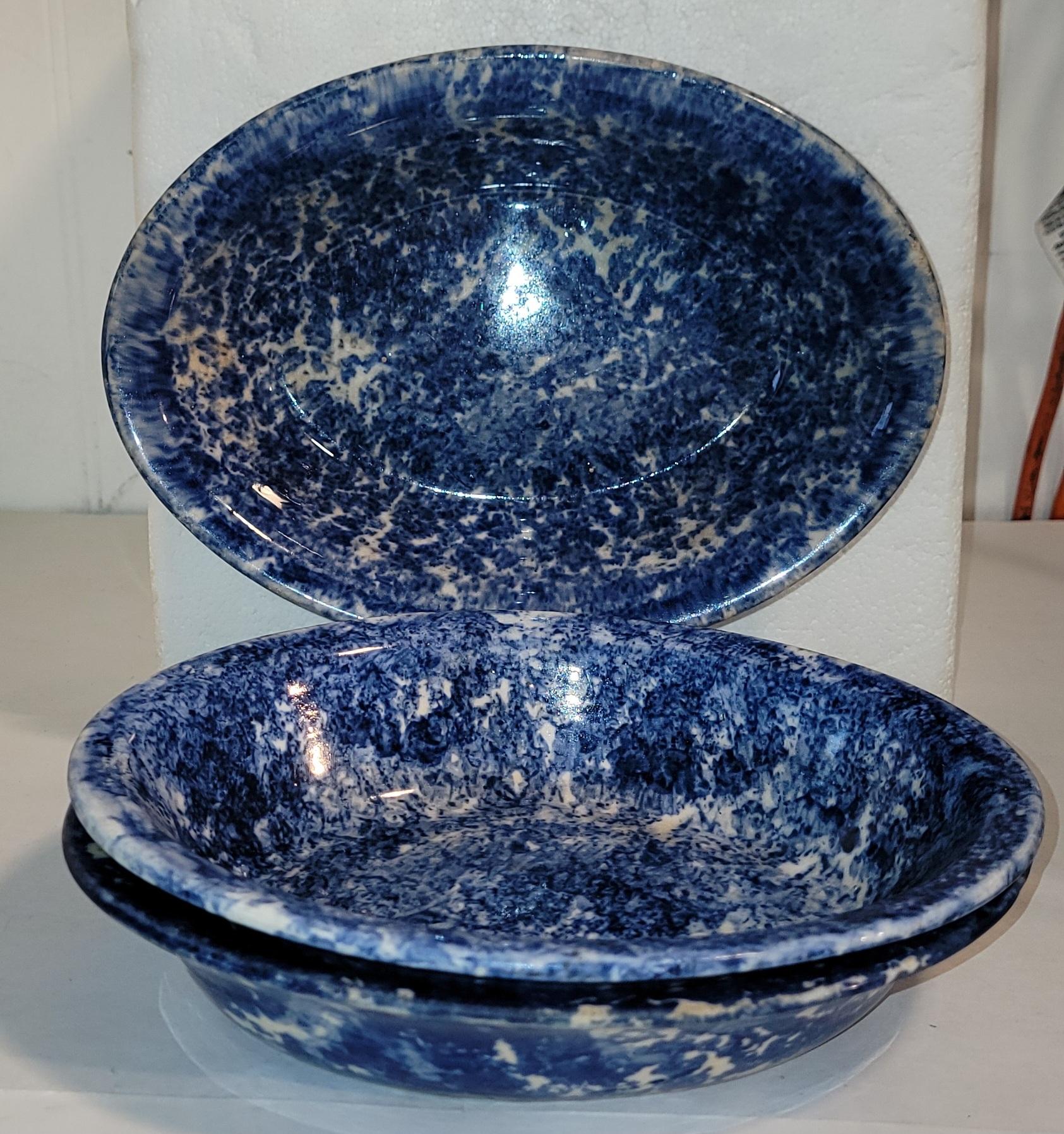 Collection of Three 19thc Sponge Ware Vegetable Bowls -3 (19. Jahrhundert) im Angebot