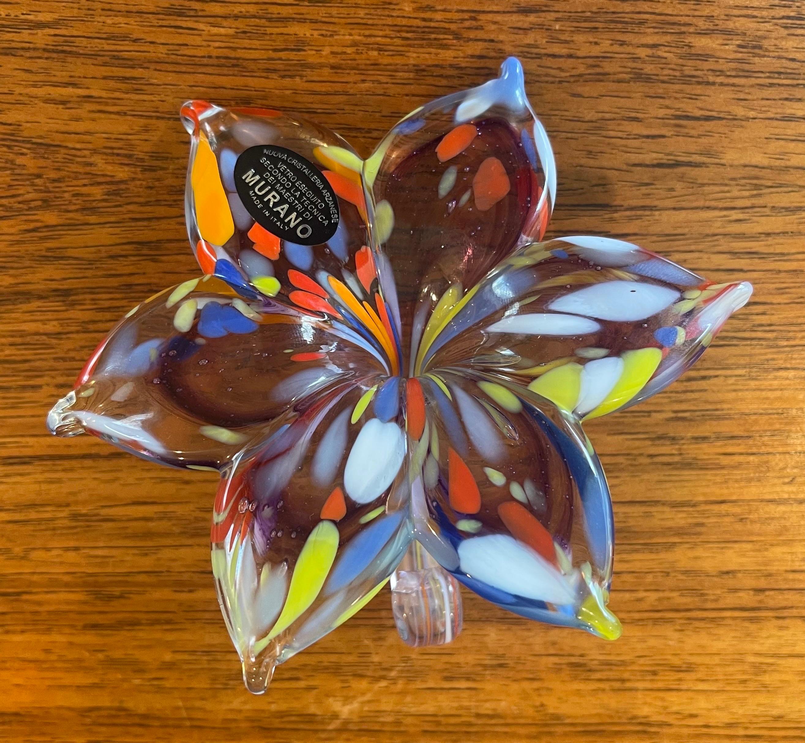 Collection of Three Art Glass Flower Sculptures by Murano Glass For Sale 7