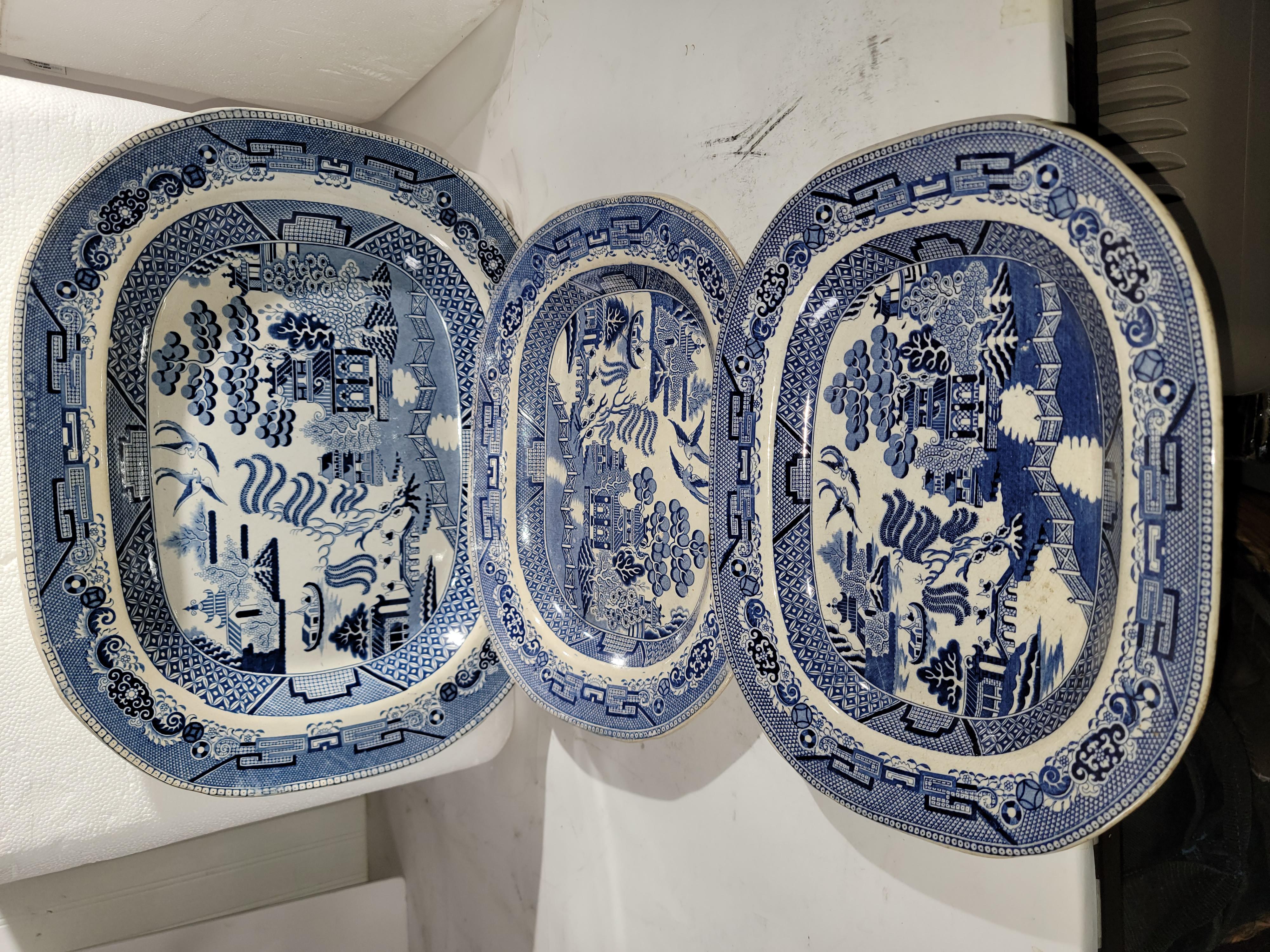 Country Collection of Three Blue Willow Platters -3 For Sale
