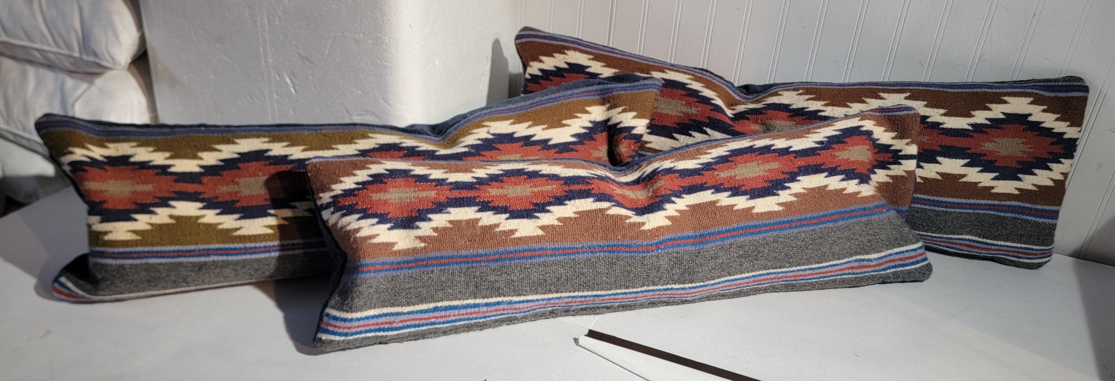 Kollektion von drei (Mitte des 20. Jahrhunderts) im Angebot