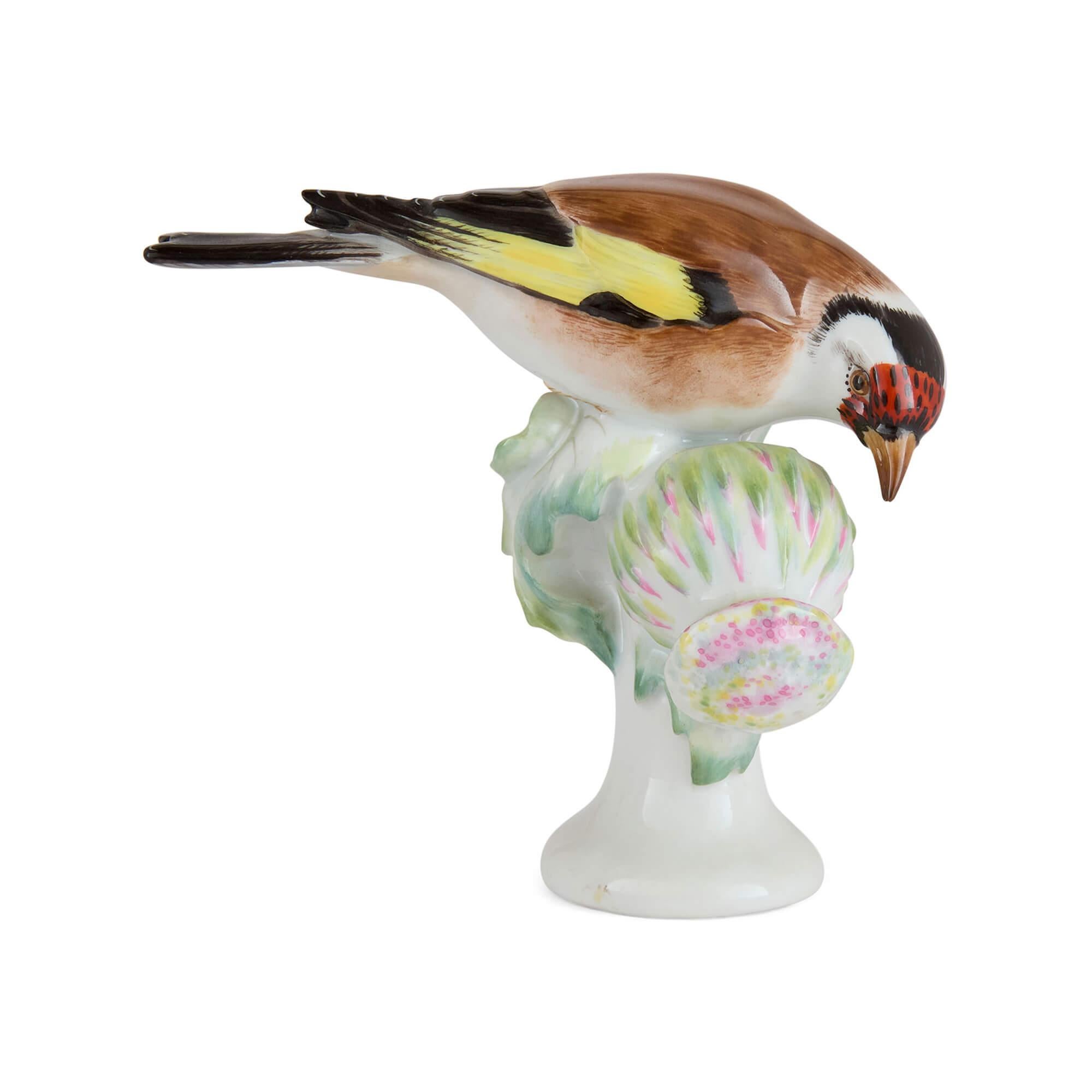 Tedesco Collection'S di tre figure di uccelli in porcellana tedesca di Meissen in vendita