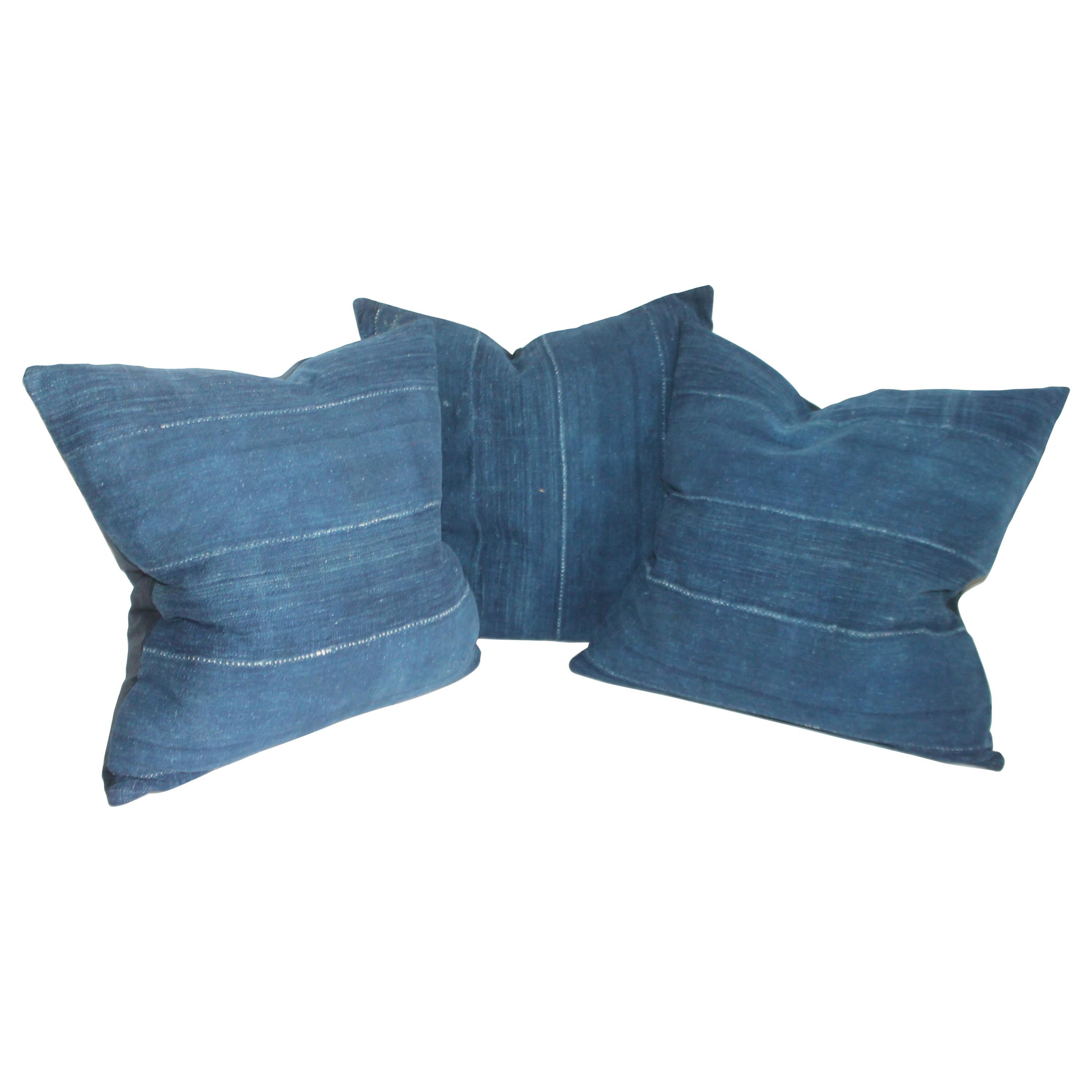 Collection of Three Homespun Linen Pillows For Sale