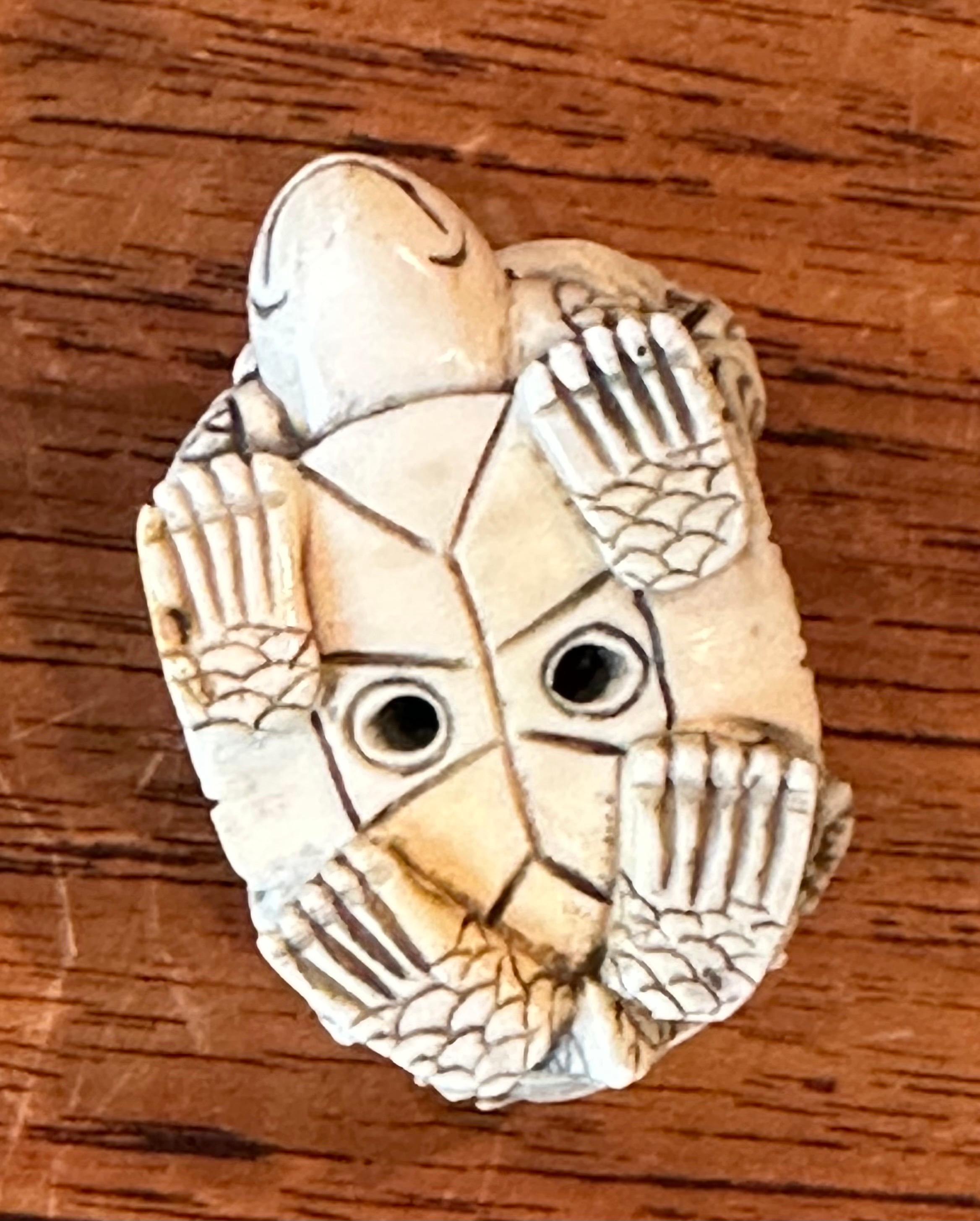 Collection of Three Japanese Turtle Netsukes in vendita 9