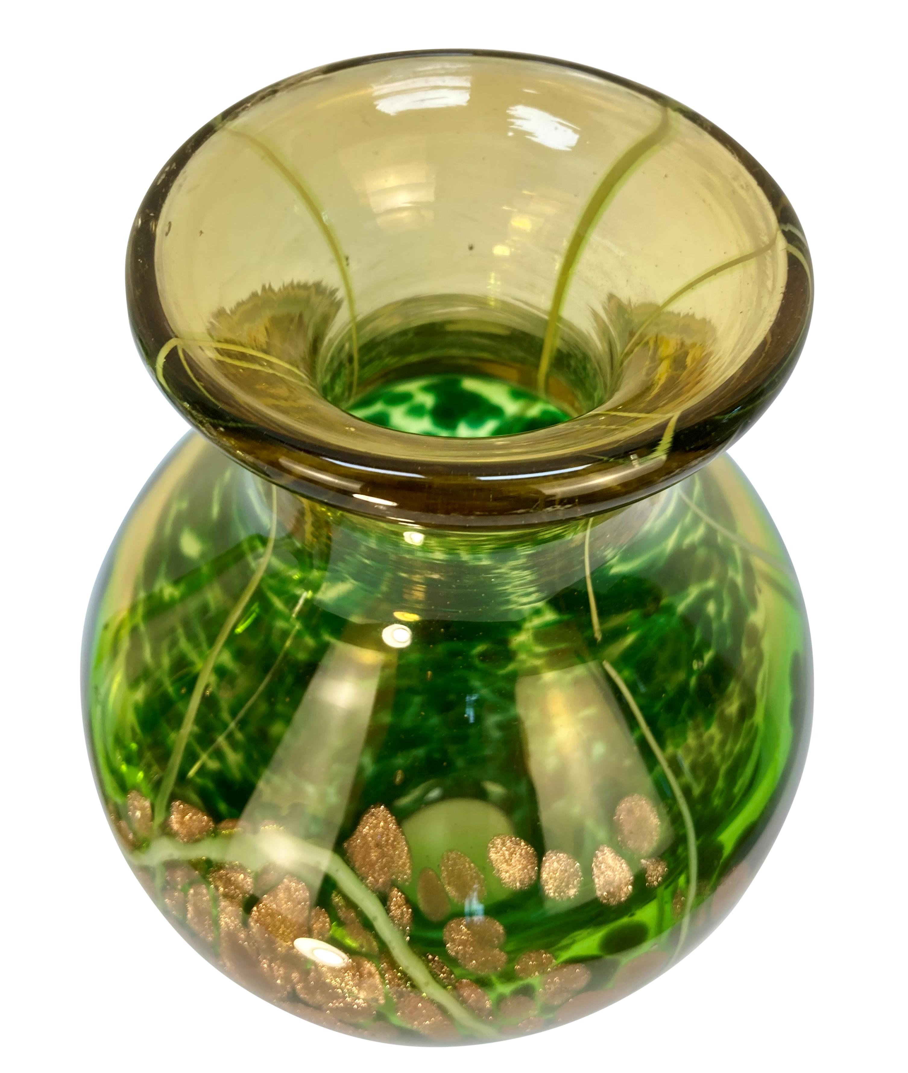 Collection of Three Large Murano Glass Vases (Geblasenes Glas) im Angebot