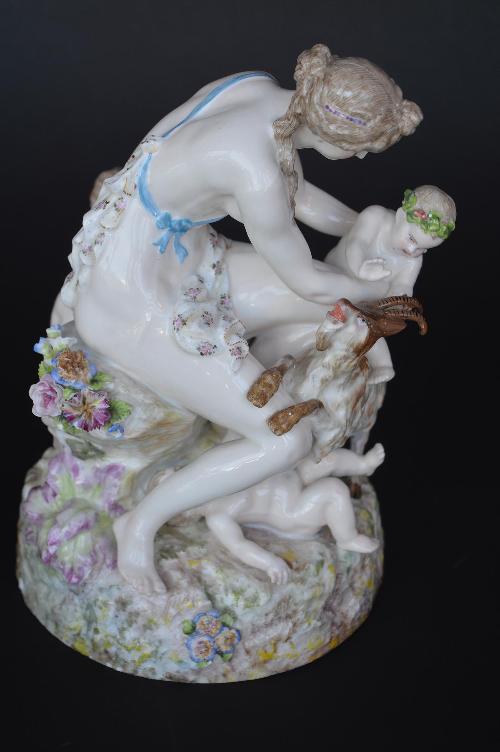 19th Century Collection of Three Meissen Figures For Sale