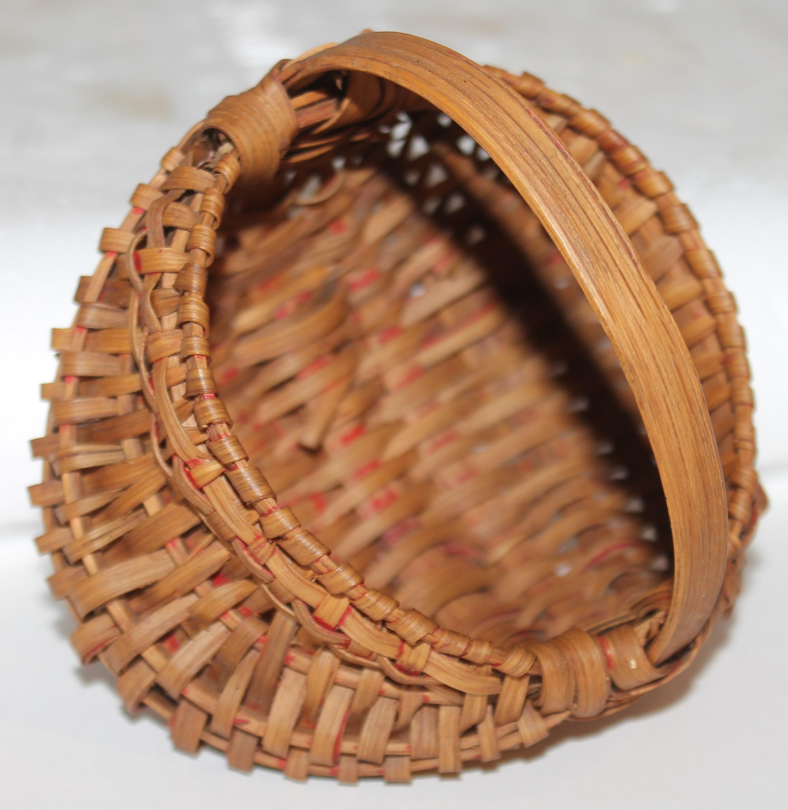 Collection of Three Miniature 19th C Hiney Baskets For Sale 2