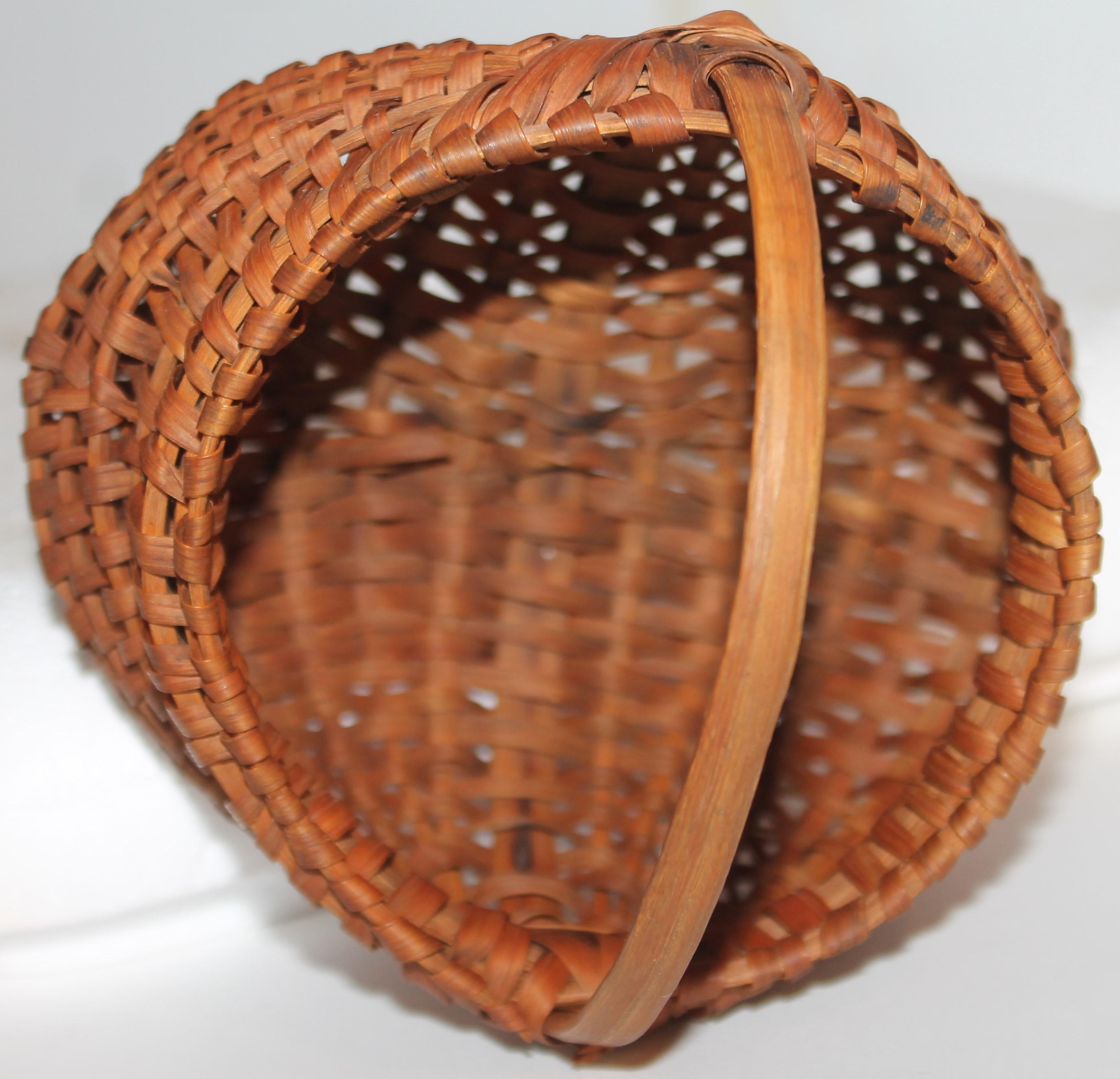 Hand-Crafted Collection of Three Miniature 19th C Hiney Baskets For Sale