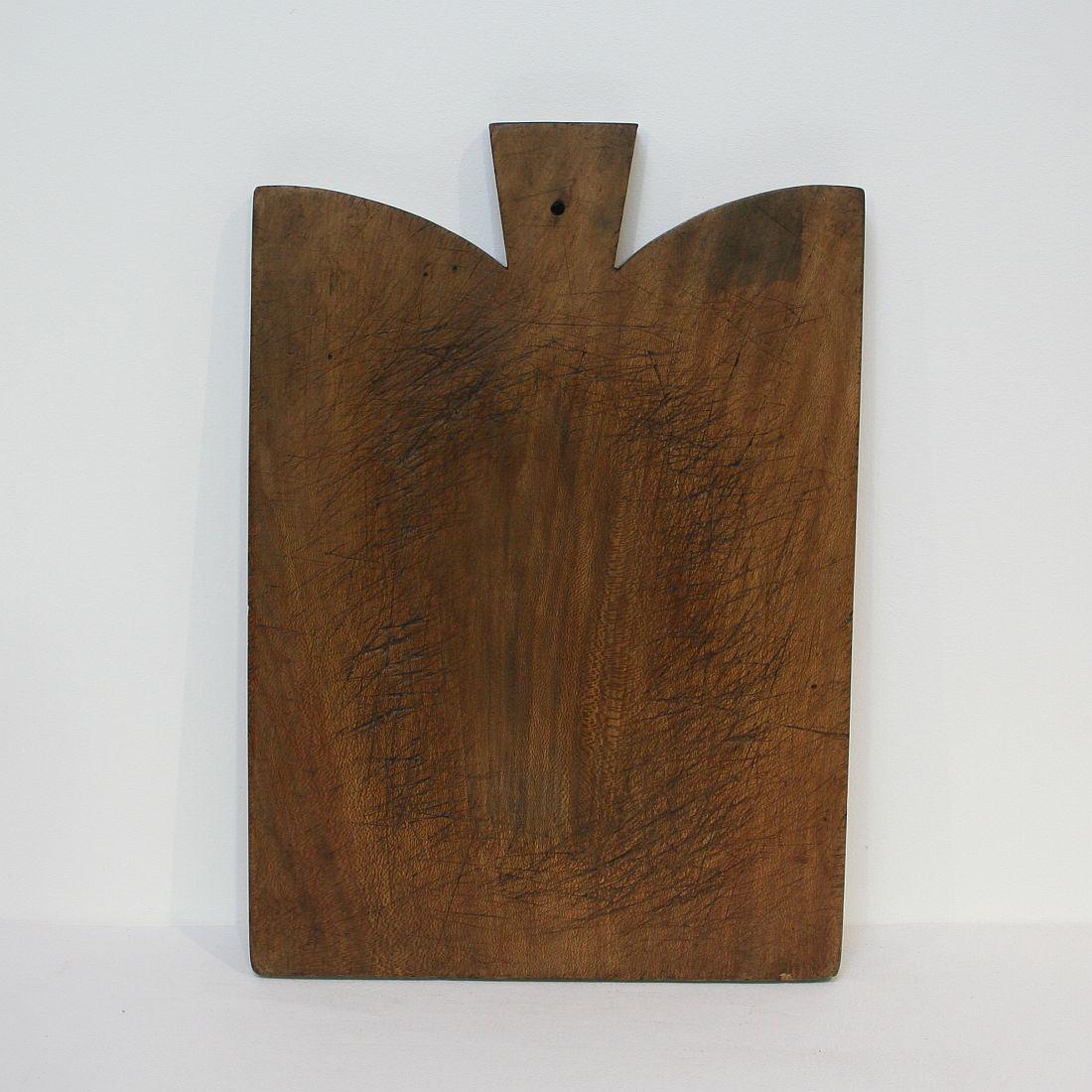 Collection of Three Rare French 19th Century, Wooden Chopping / Cutting Boards In Good Condition In Buisson, FR