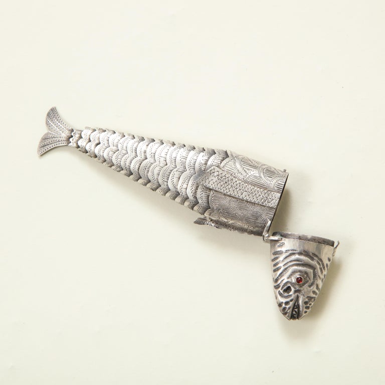 Collection of Three Silver Articulated Fish For Sale 14