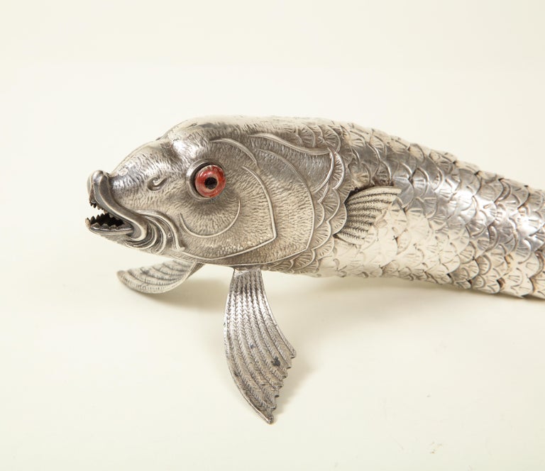 20th Century Collection of Three Silver Articulated Fish For Sale