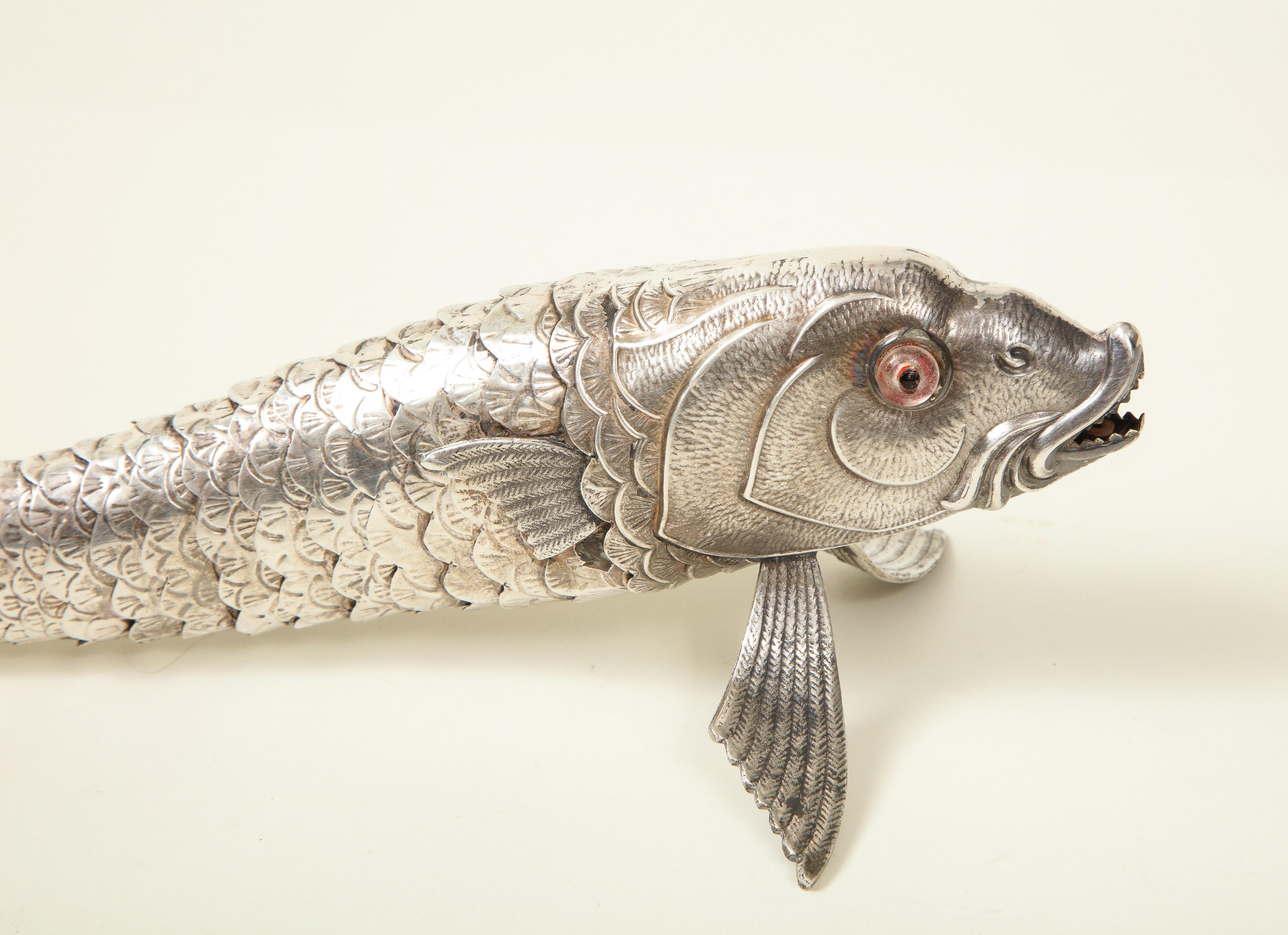 20th Century Collection of Three Silver Articulated Fish For Sale