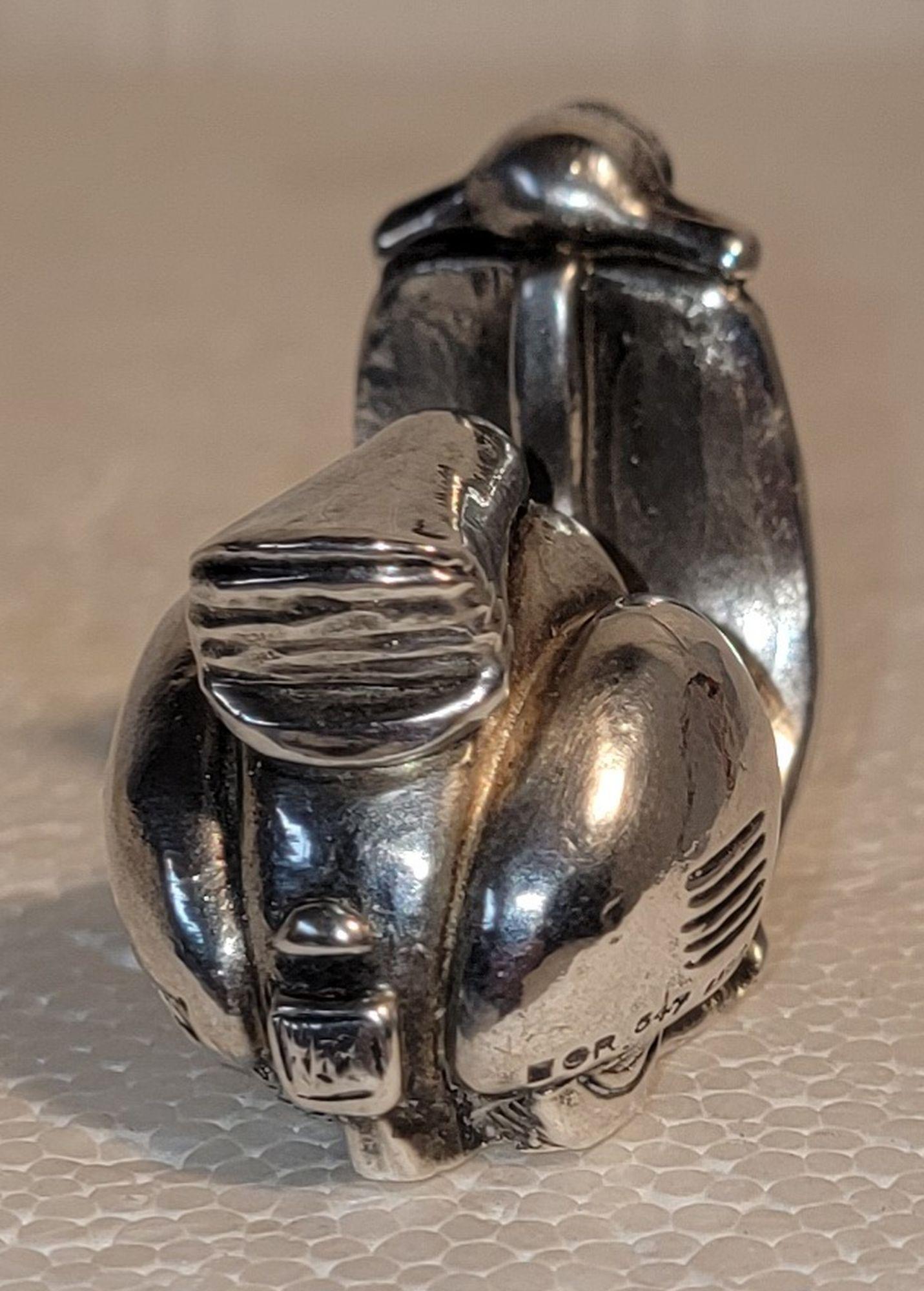 Collection of Three Sterling Silver Figures (20. Jahrhundert) im Angebot