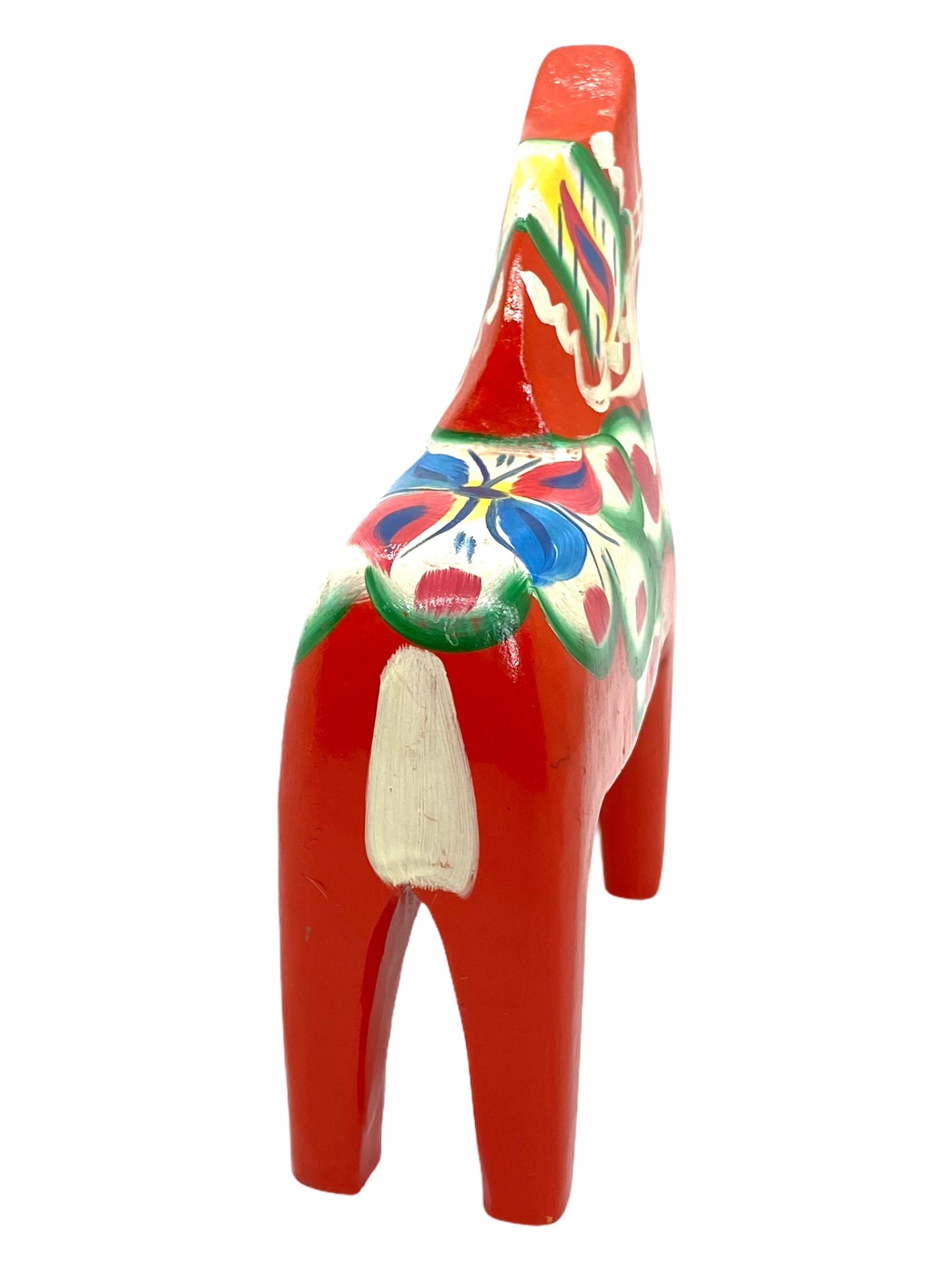 Collection of Three Vintage Swedish Dala Horses by Nils Olsson, Sweden Folk Art 4