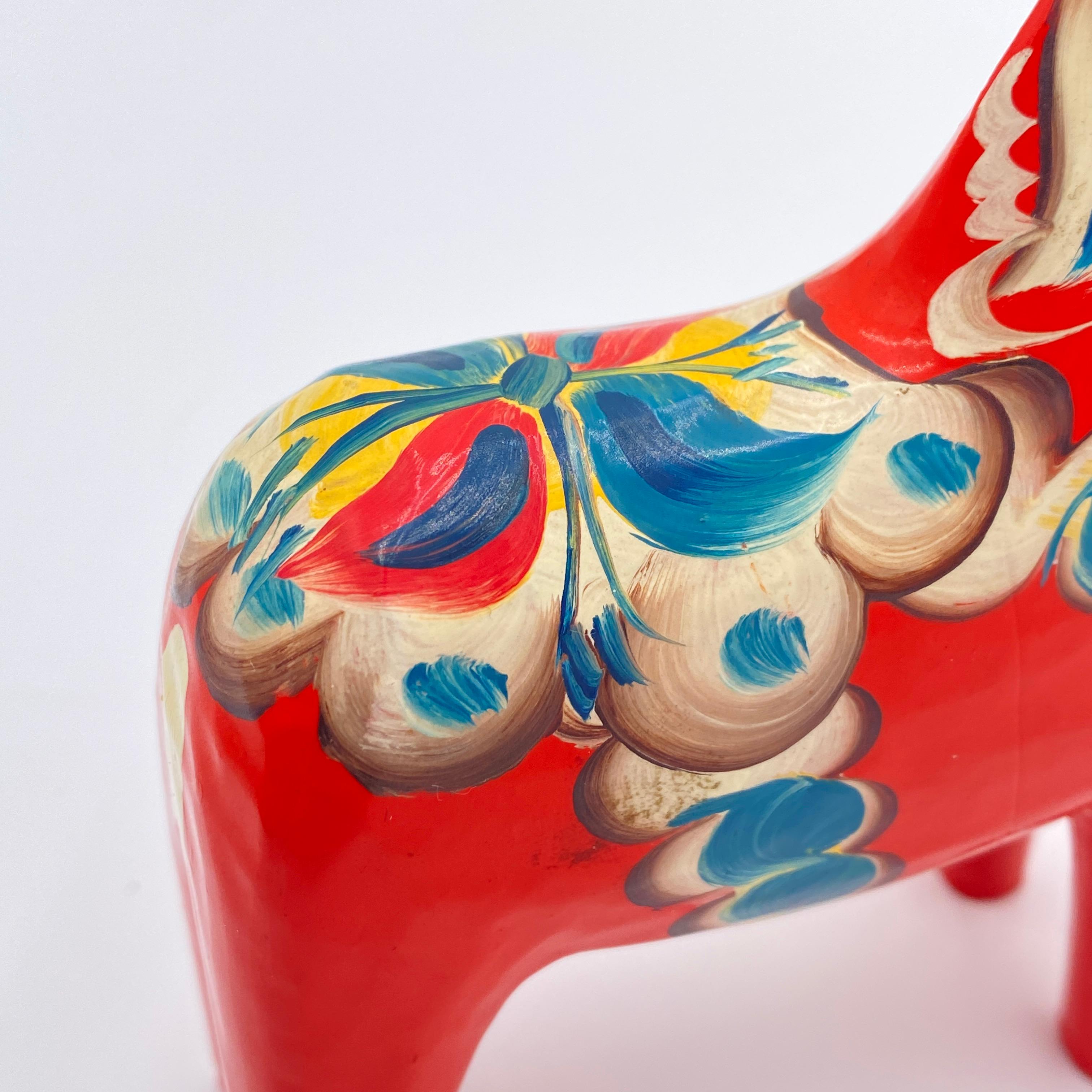 Collection of Three Vintage Swedish Dala Horses by Nils Olsson, Sweden Folk Art For Sale 7