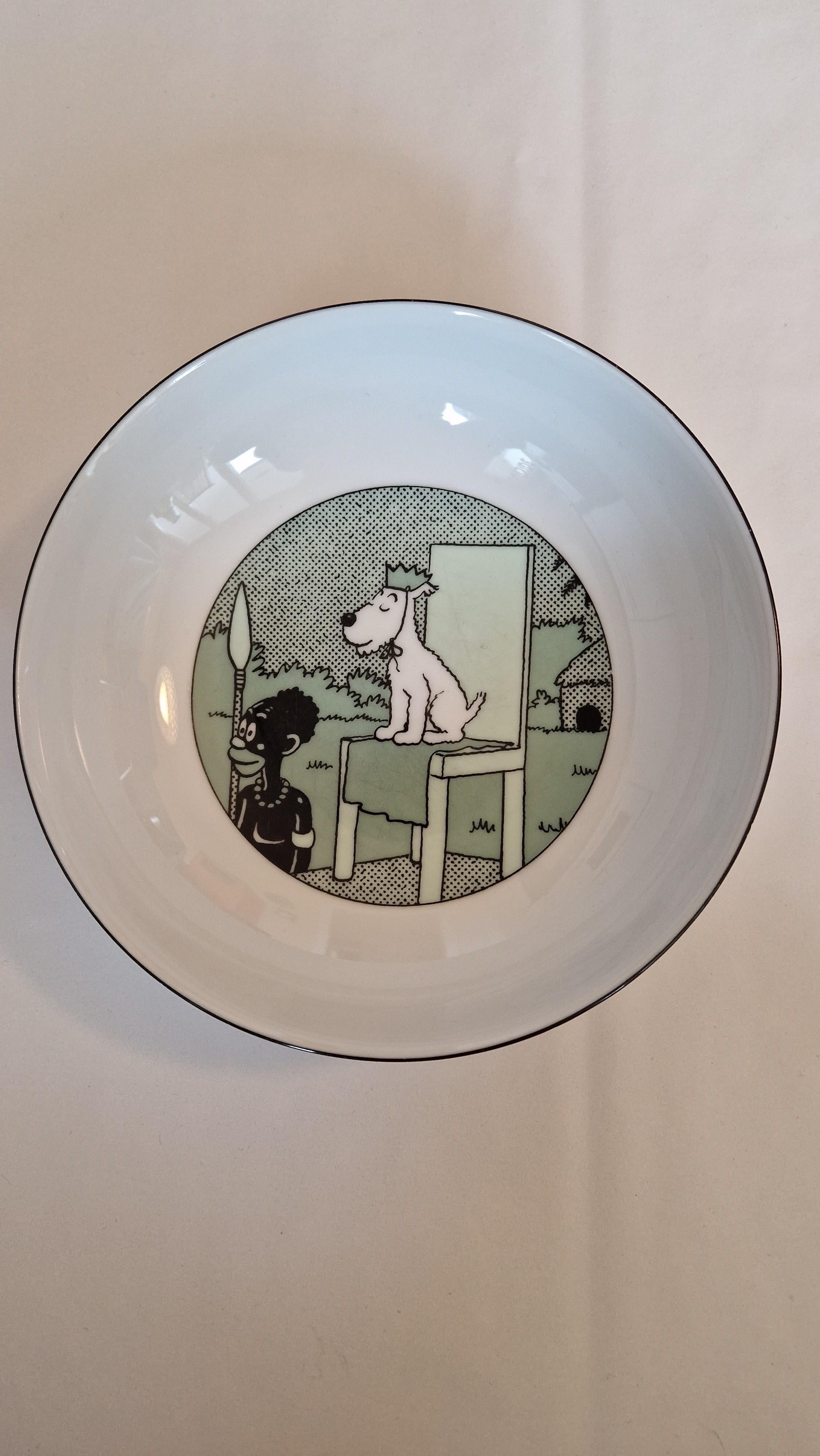Collection of TinTin Porcelain Dish Coffee and Plate by Hergé ,  AXIS Paris 80s For Sale 3