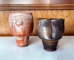 Colección de dos jarrones de cerámica esmaltada de Warren Mackinzie