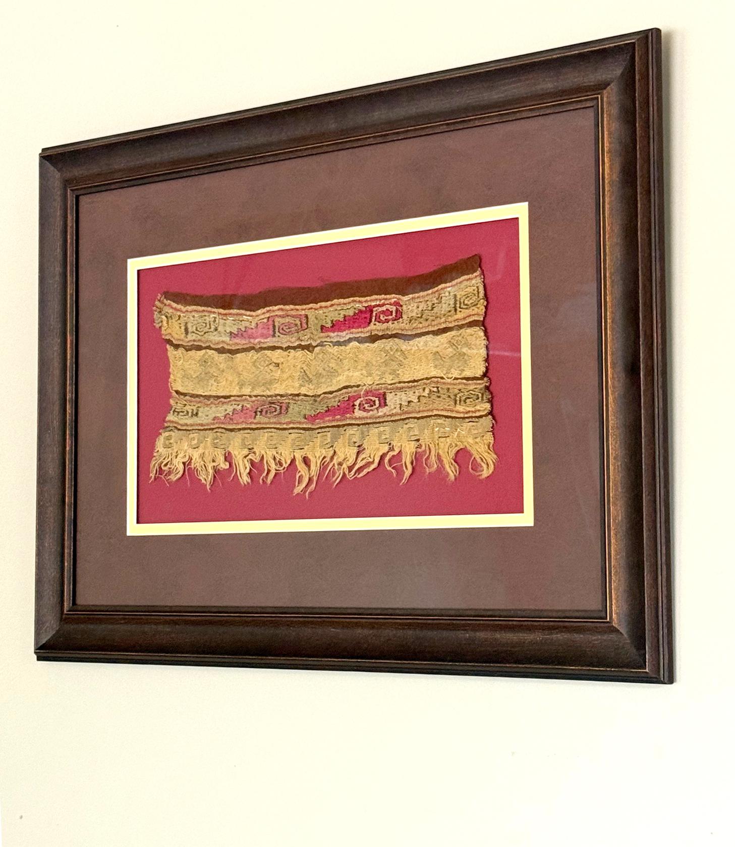 Collection of Two Framed Pre-Columbian Textile Panels Chimu Chancay Culture im Angebot 2