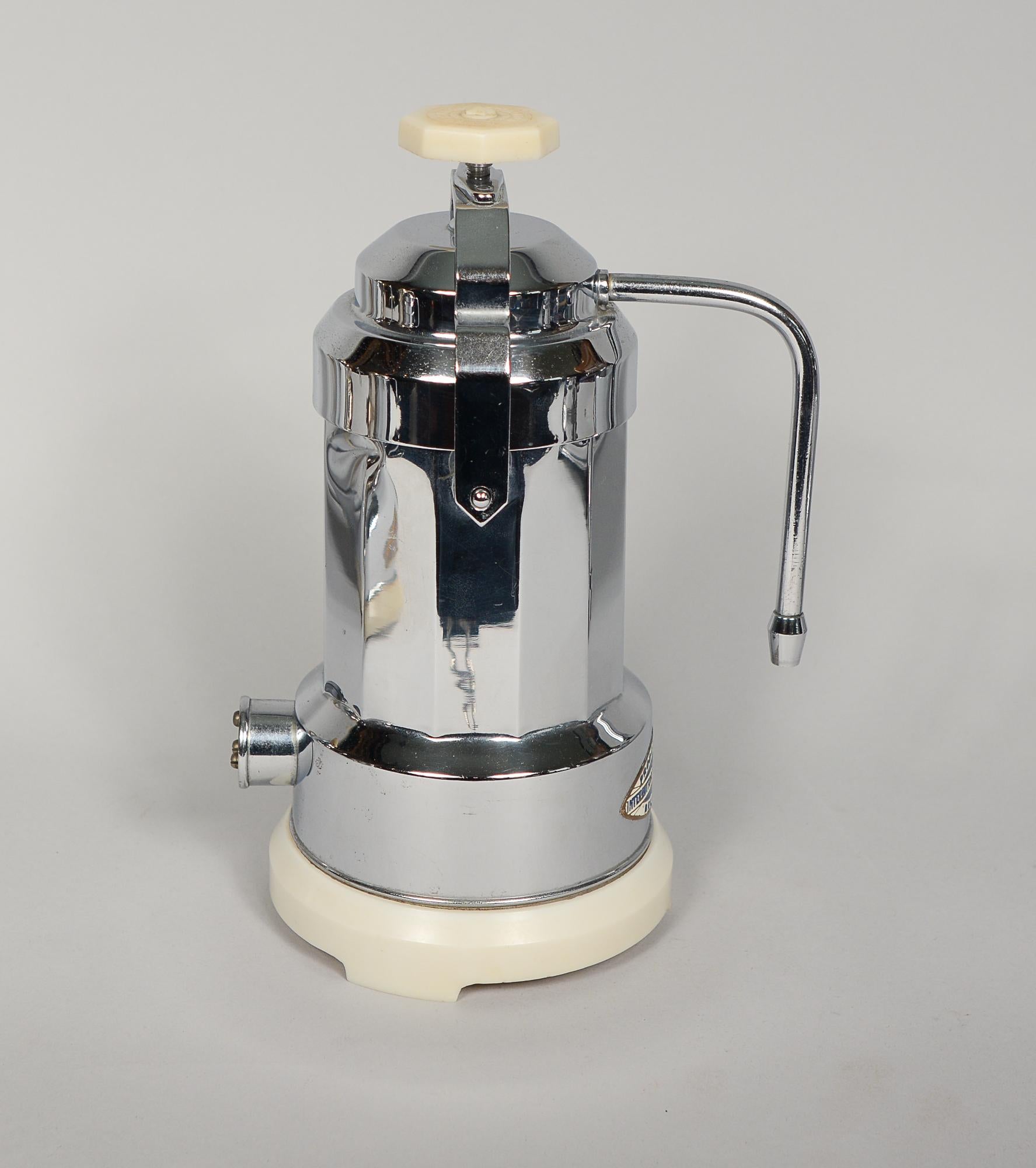Collection of Vintage Art Deco Espresso Makers in Chrome and Nickel Plate In Good Condition For Sale In San Mateo, CA