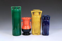 Colección de jarrones vintage de Awaji Pottery en coloridos esmaltes monocromos