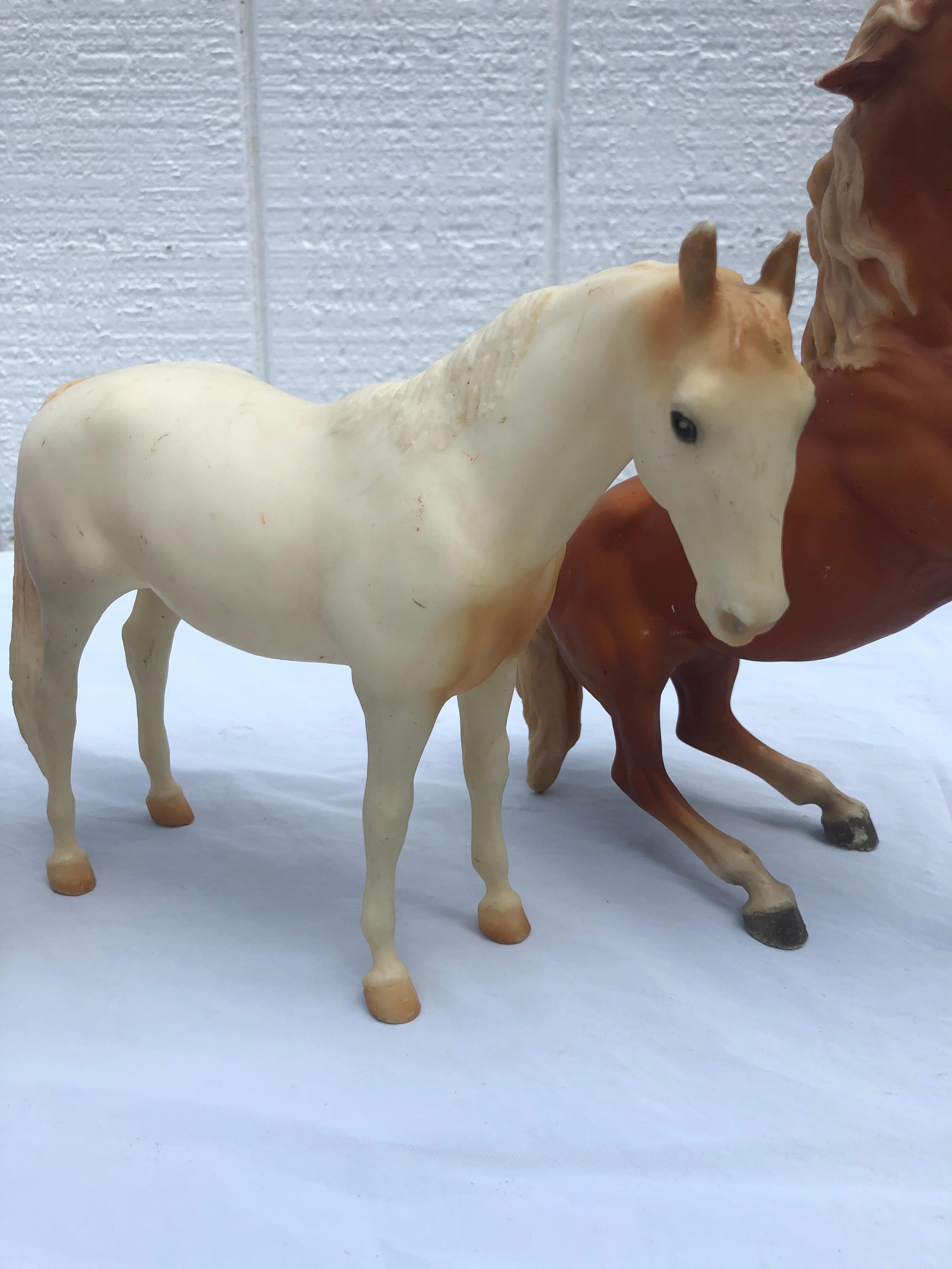 Collection of Five Vintage Breyer Horses In Good Condition In Redding, CT
