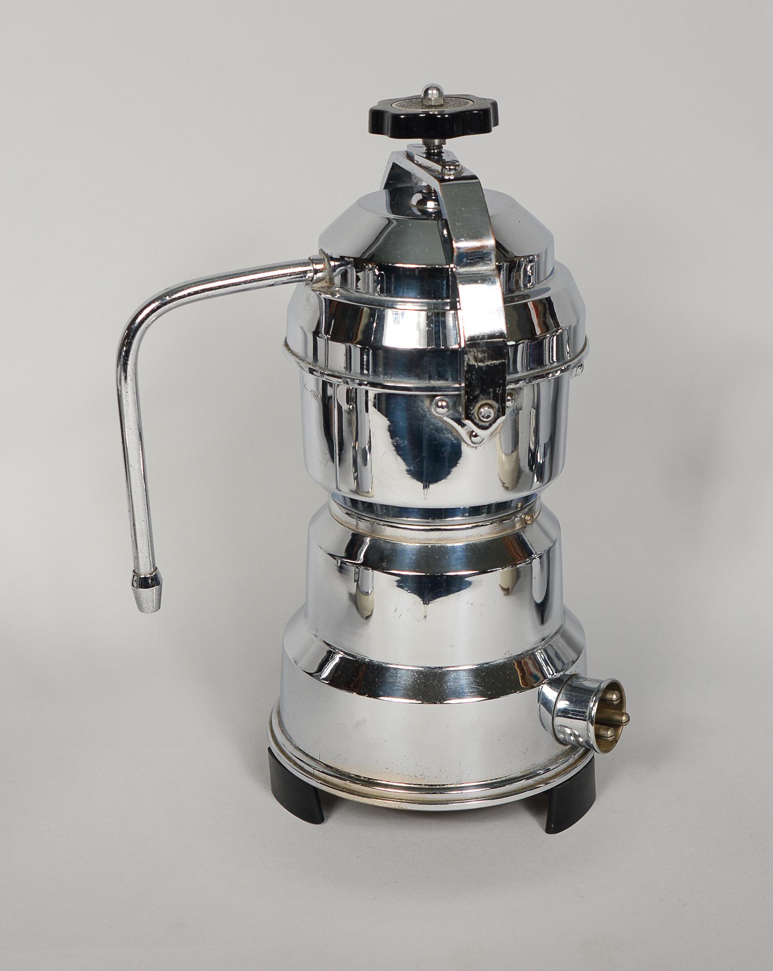 Colección de cafeteras espresso vintage de cromo y aluminio en Bueno estado para la venta en San Mateo, CA