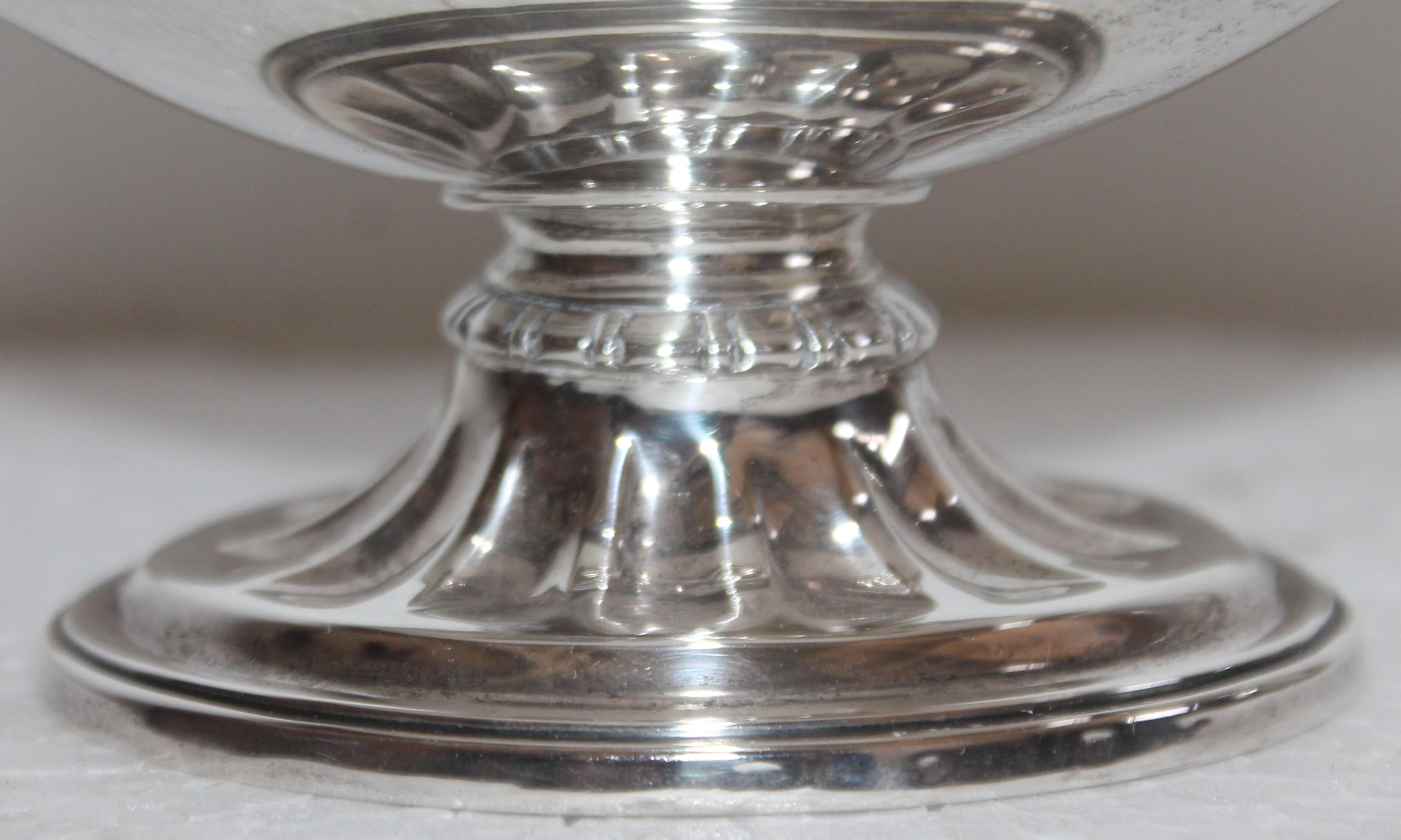 Juego de Té de Plata de Ley Colección Wallace, 5 Piezas en venta 7
